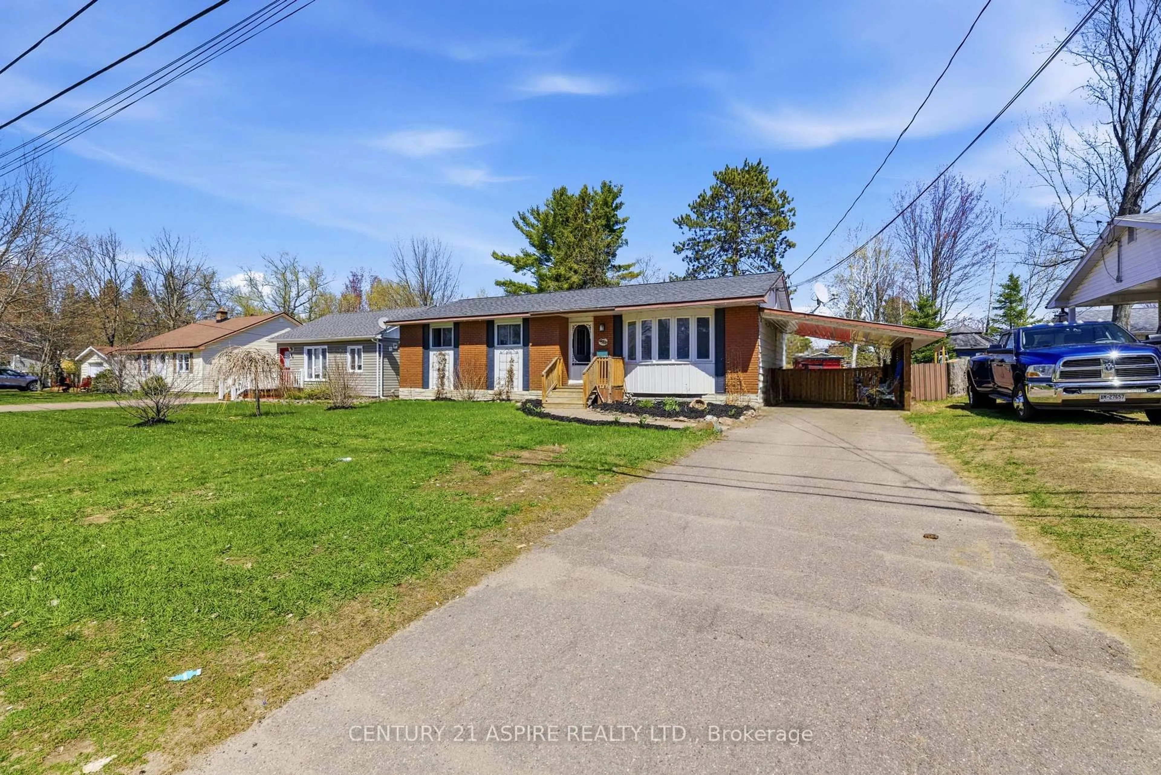 A pic from outside/outdoor area/front of a property/back of a property/a pic from drone, street for 76 Doran Rd, Petawawa Ontario K8H 1R2