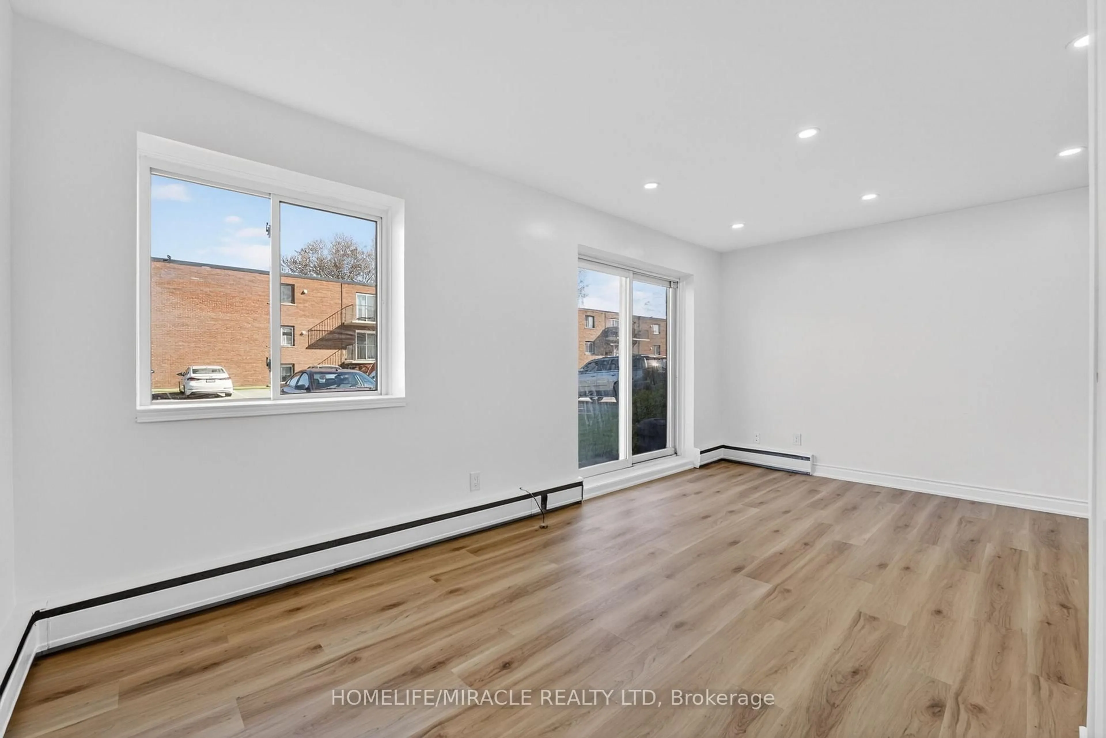 A pic of a room for 456 Carlton St #5, St. Catharines Ontario L2M 4X1
