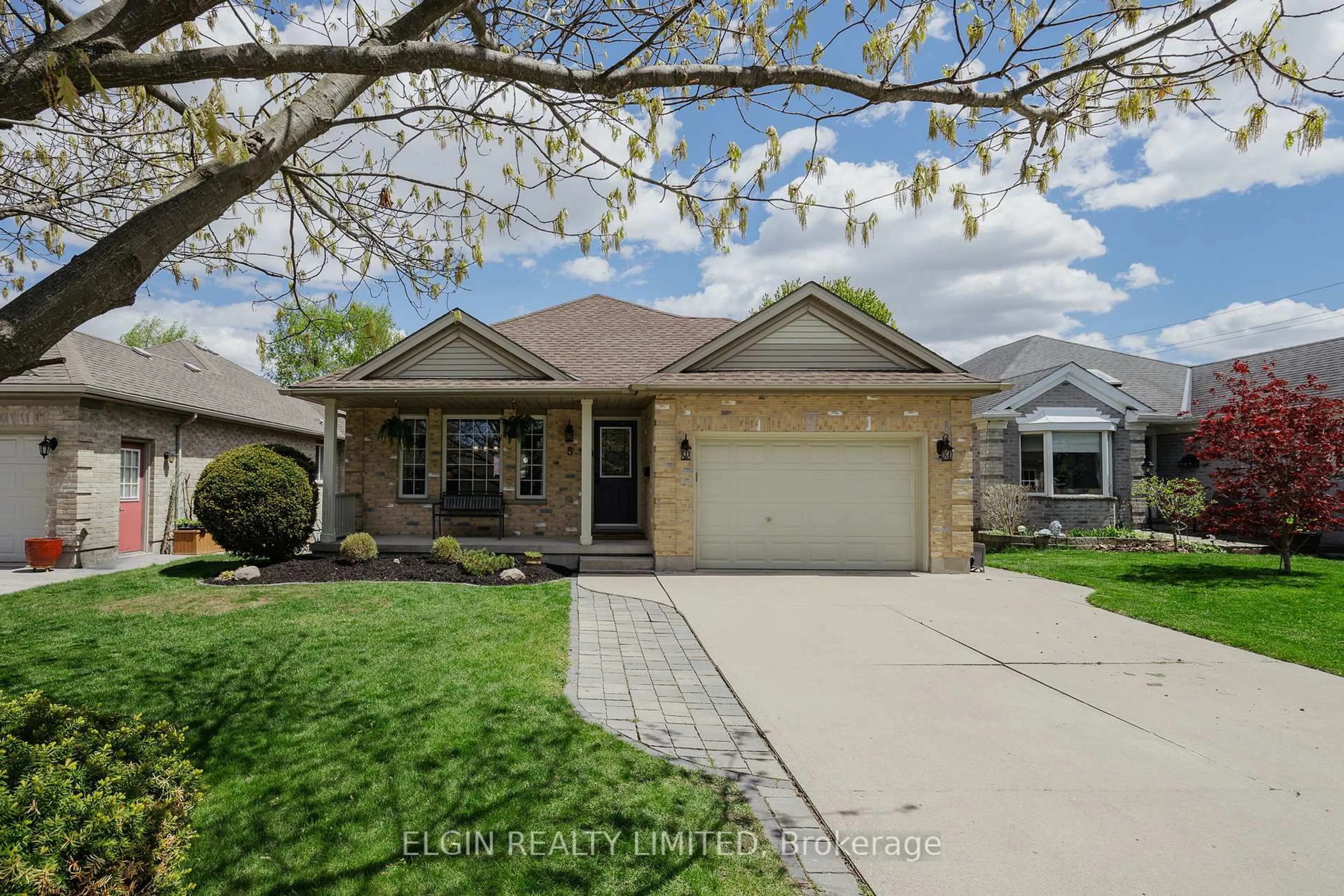 Home with brick exterior material, street for 5 Rodney Cres, St. Thomas Ontario N5R 6E1