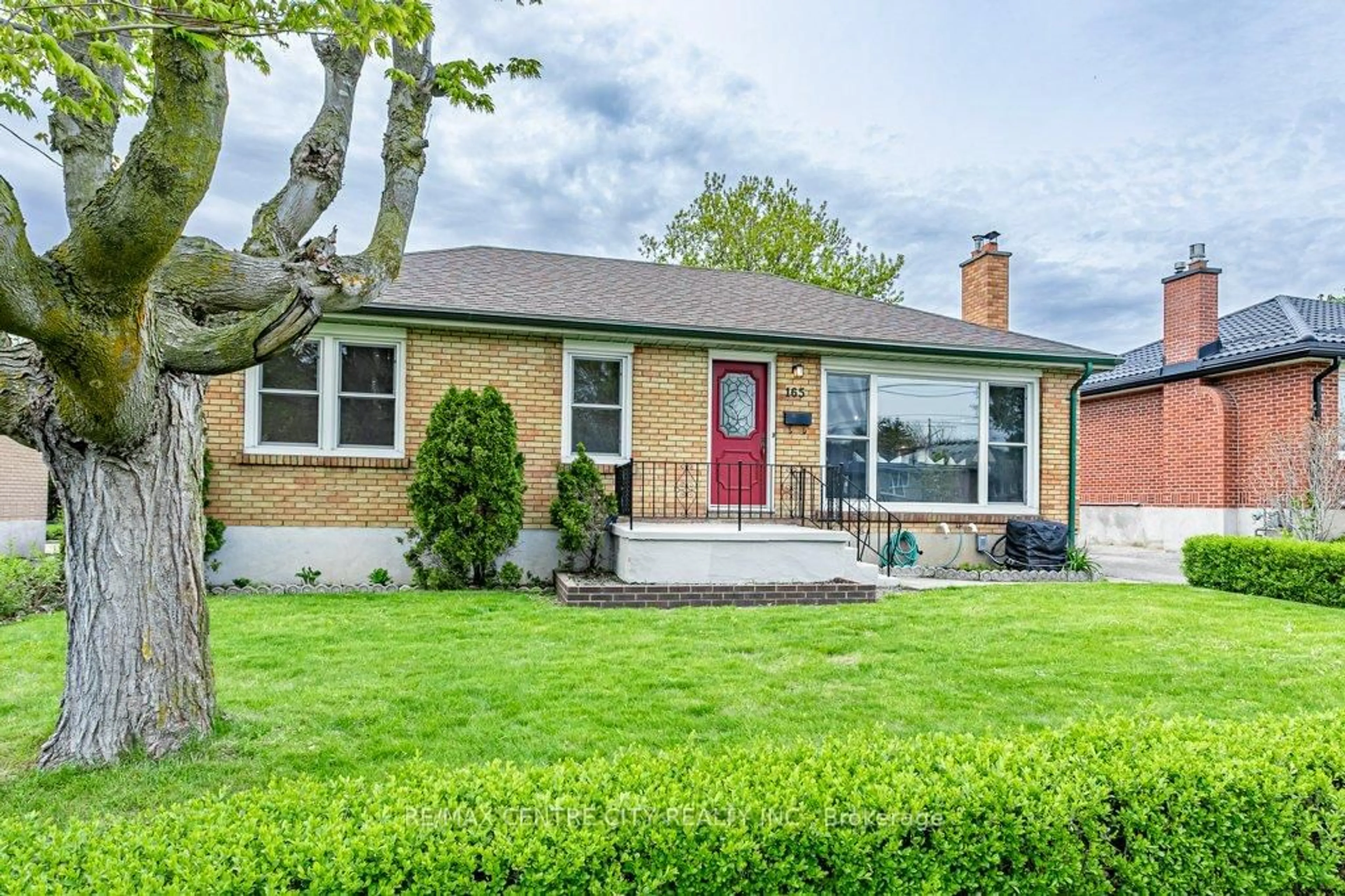 Home with brick exterior material, street for 165 Ellsworth Cres, London East Ontario N5W 1J5