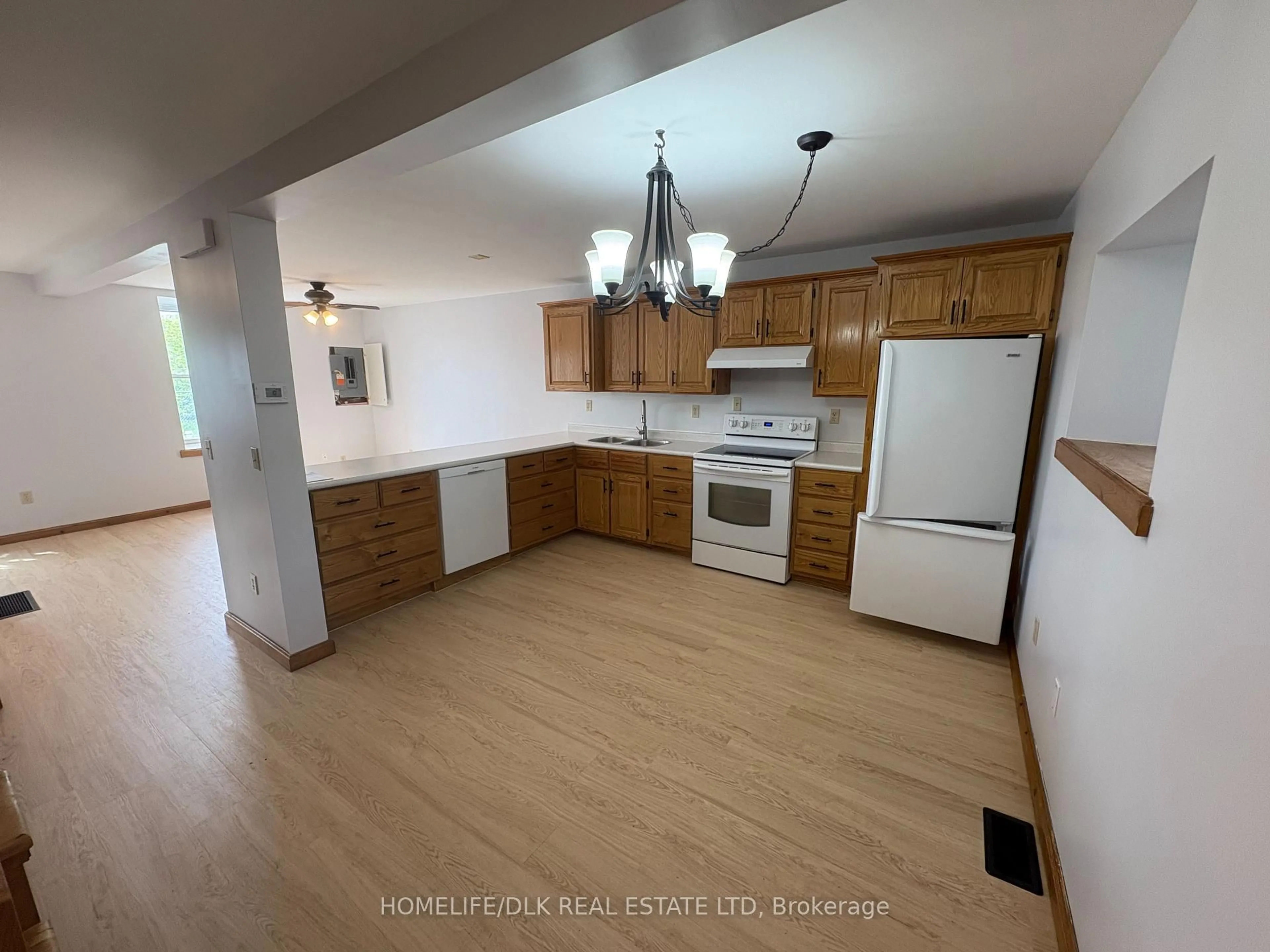 Open concept kitchen, unknown for 88 George St, Brockville Ontario K6V 3V7