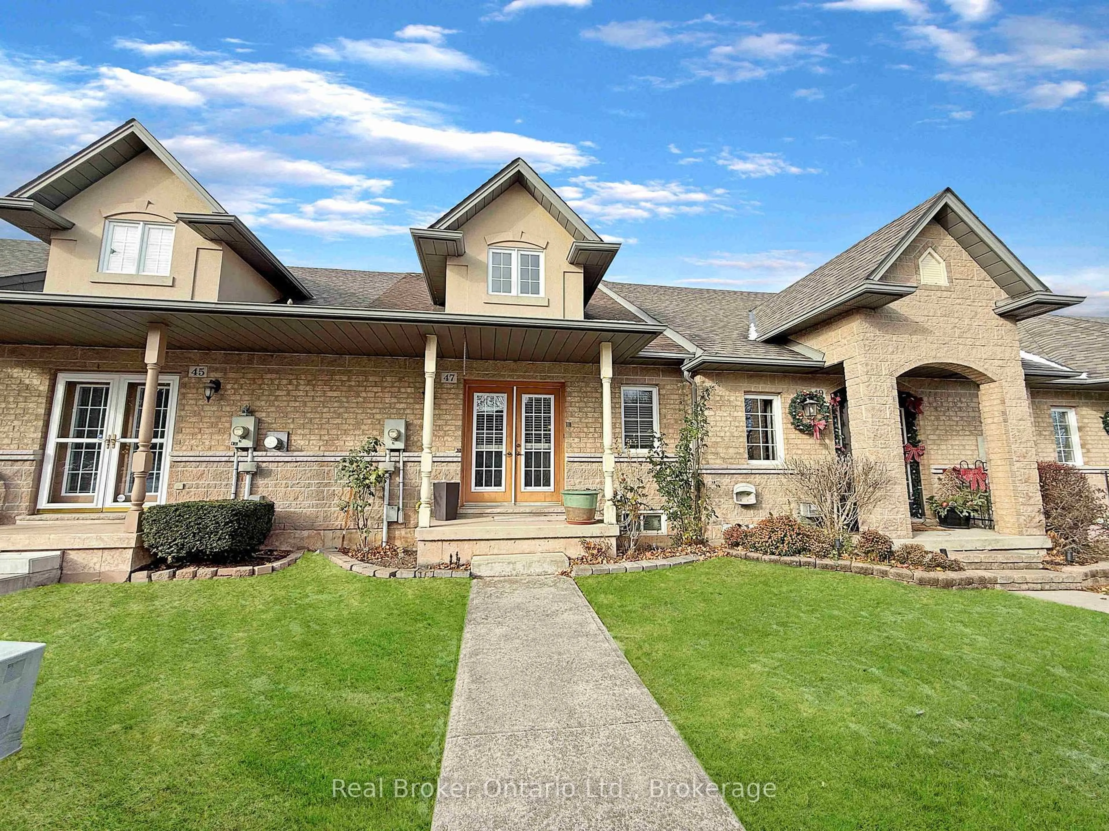 Home with brick exterior material, street for 47 Dynasty Ave, Hamilton Ontario L8G 4Z5