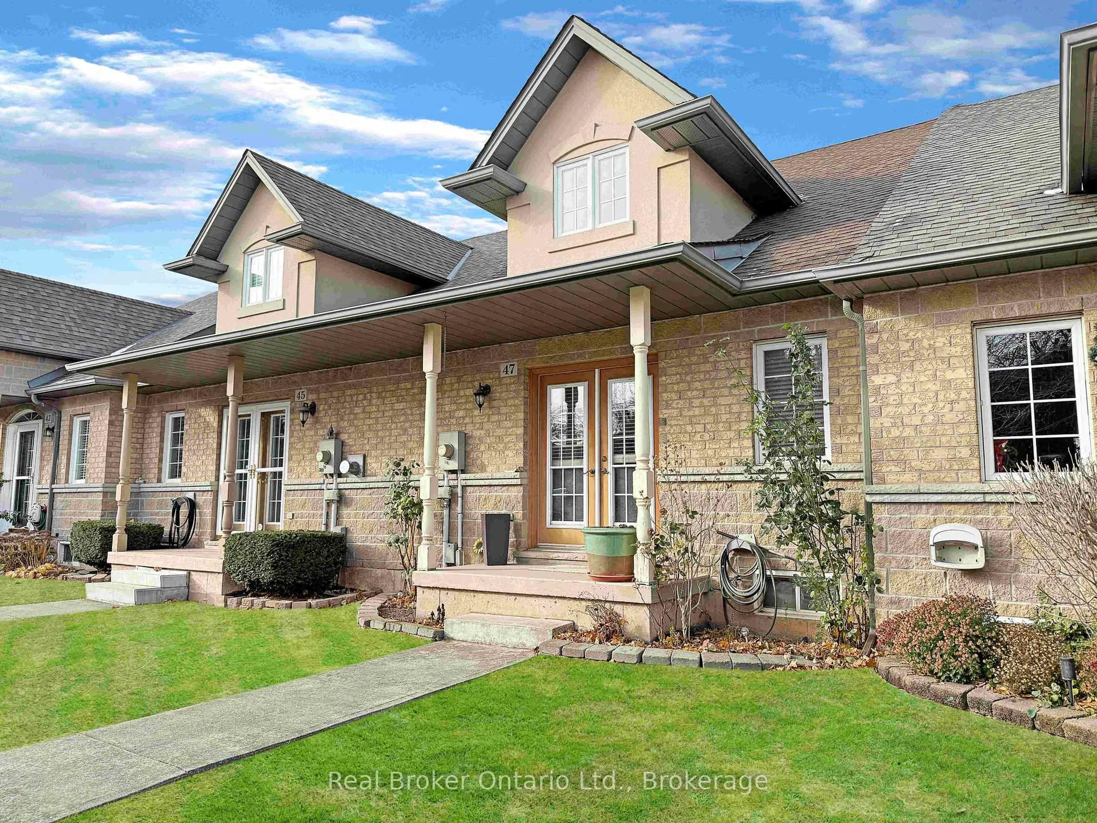 Home with brick exterior material, street for 47 Dynasty Ave, Hamilton Ontario L8G 4Z5