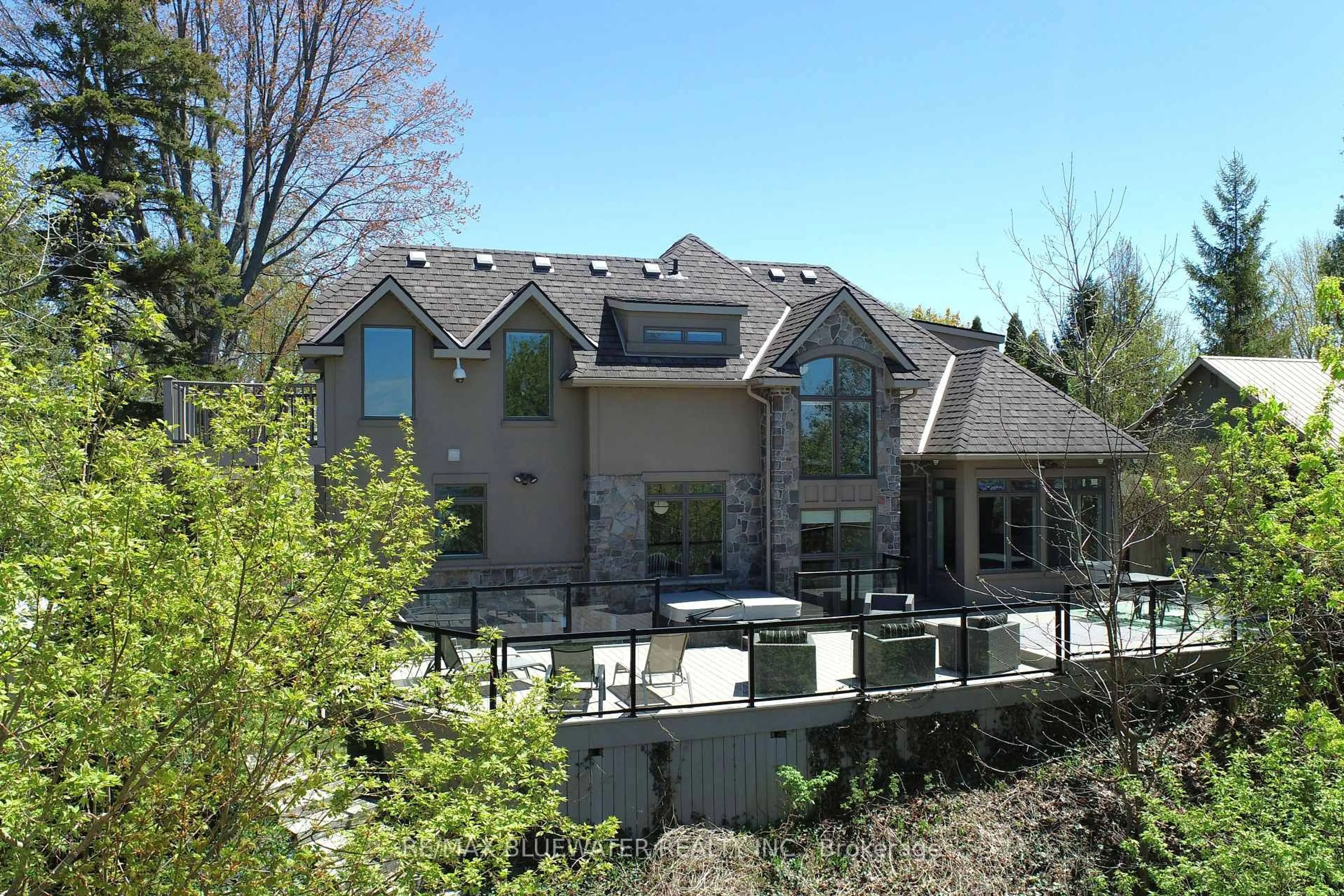Unknown for 73083 NORTHRIDGE Rd, Bluewater Ontario N0M 2T0