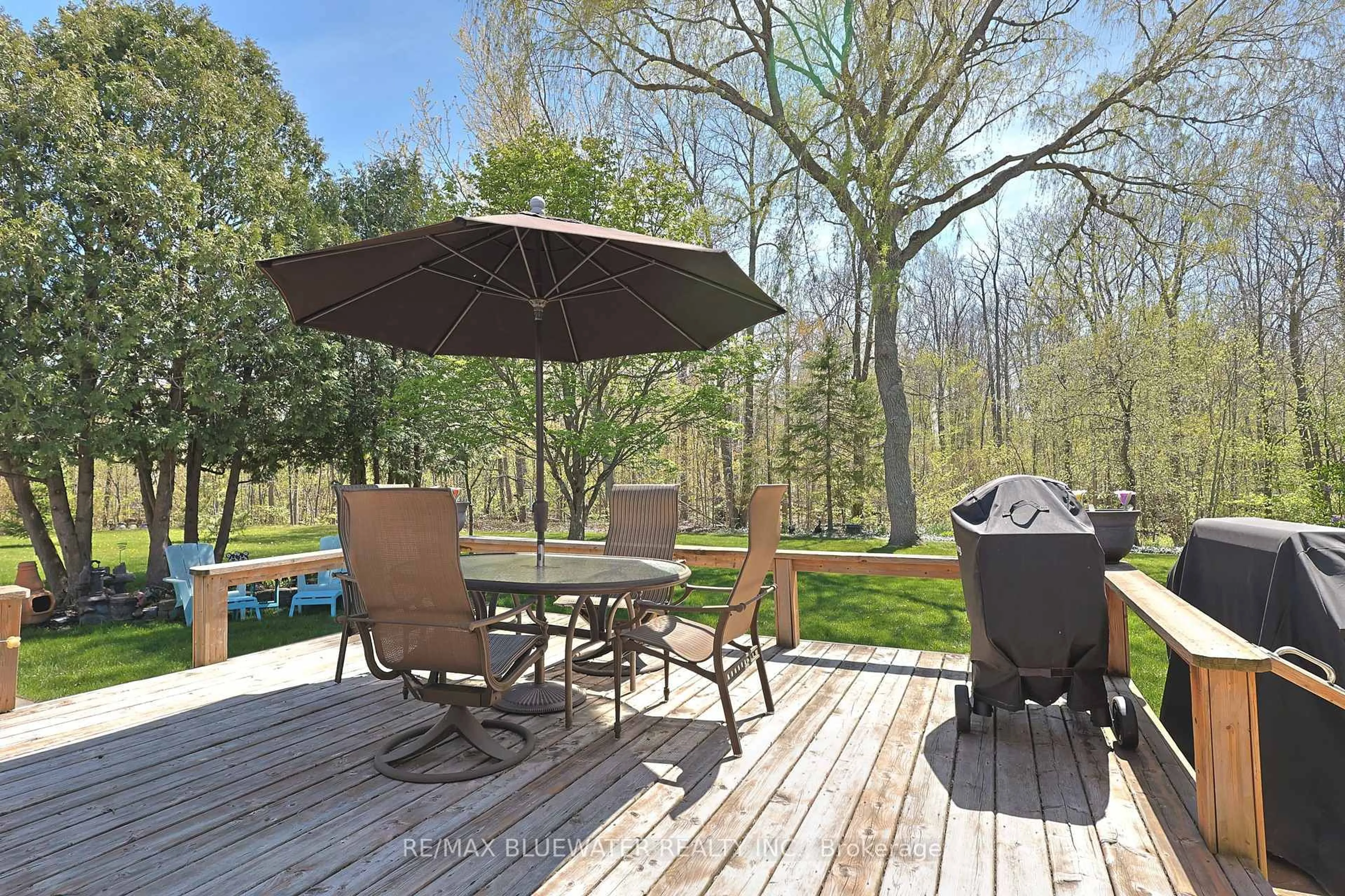 Patio, water/lake/river/ocean view for 350 Shannon Blvd, South Huron Ontario N0M 1T0