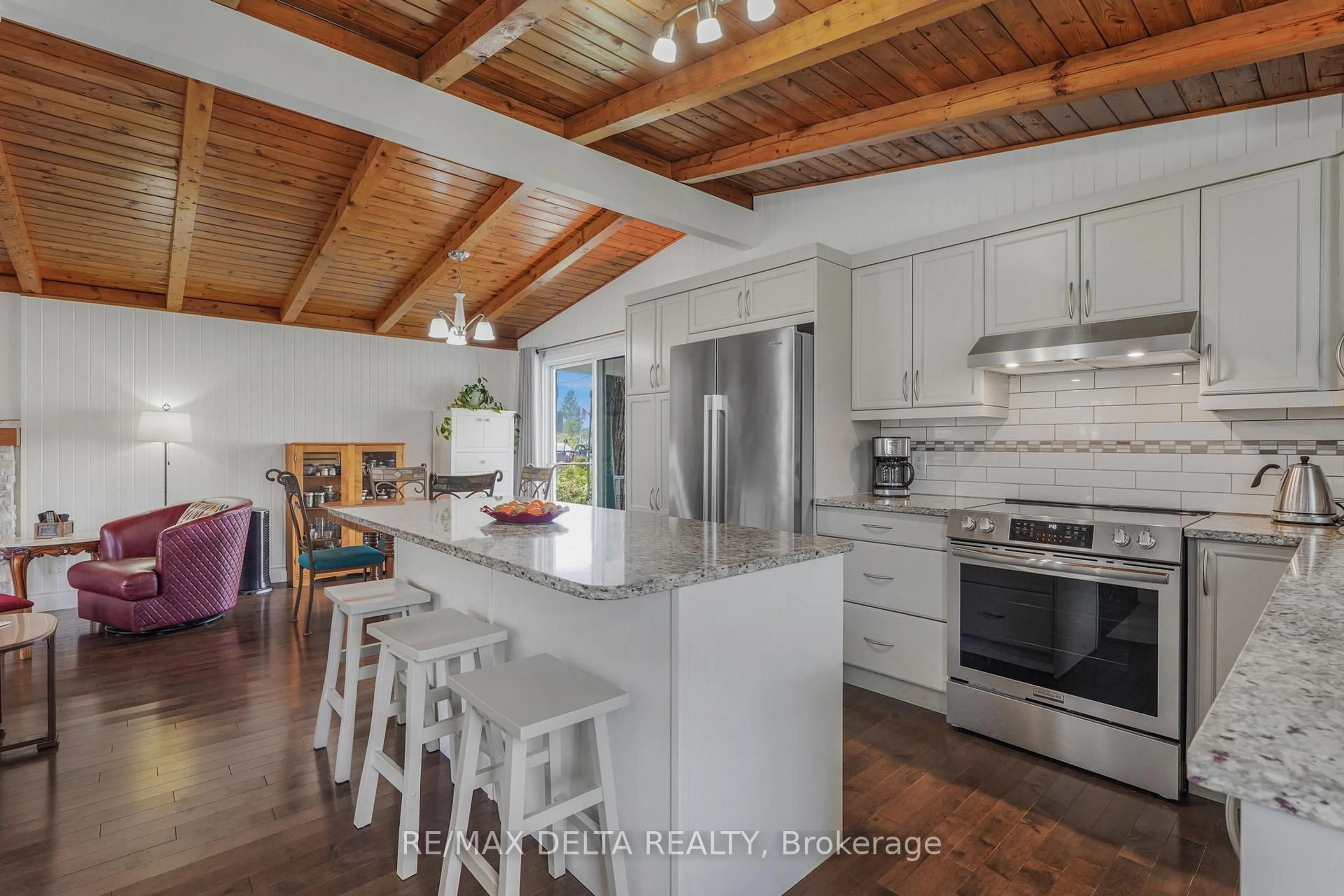 Open concept kitchen, unknown for 3435 Old Highway 17 Rd #42, Clarence-Rockland Ontario K4K 1W1