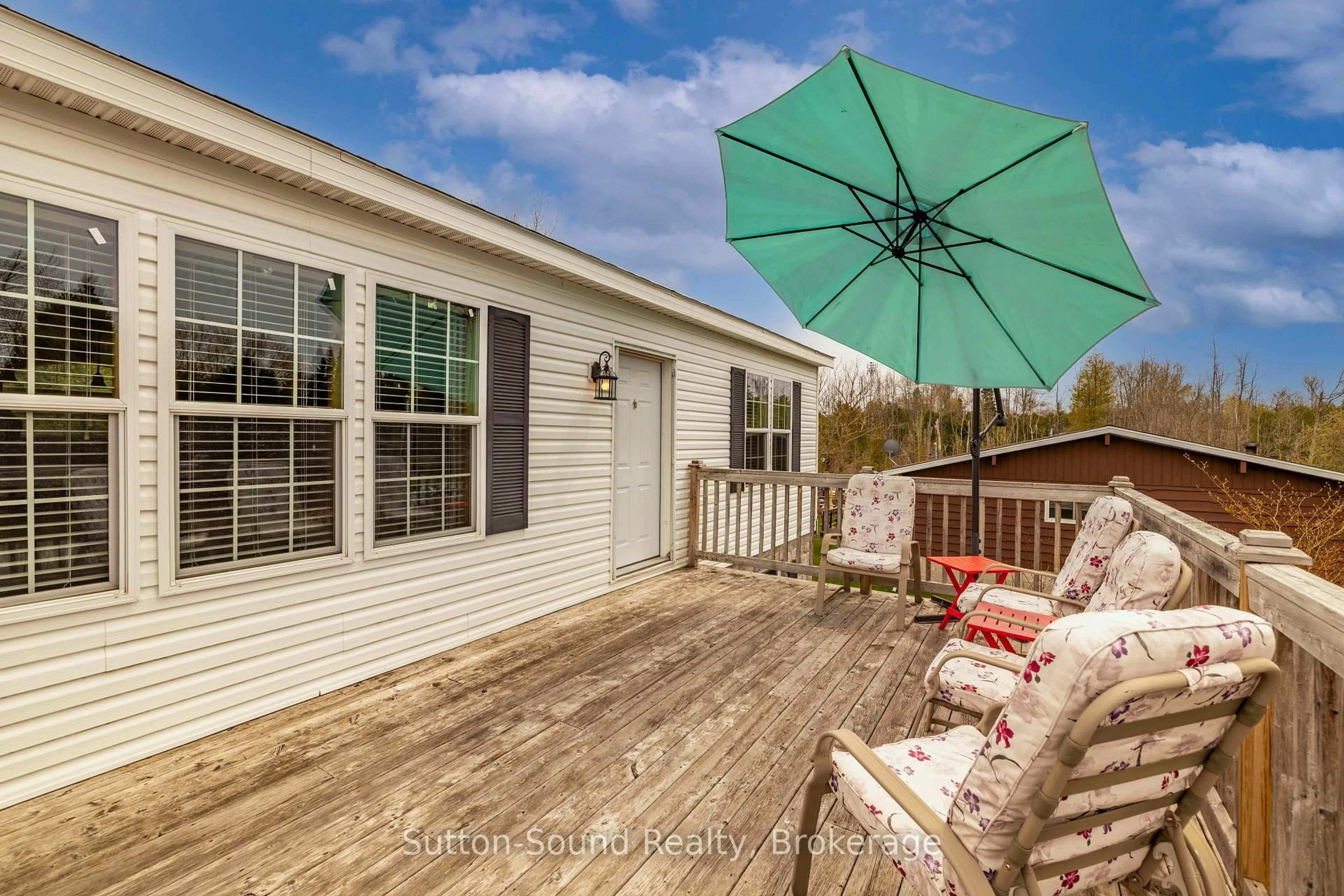Patio, water/lake/river/ocean view for 21 Cardinal Ave, South Bruce Peninsula Ontario N0H 2T0