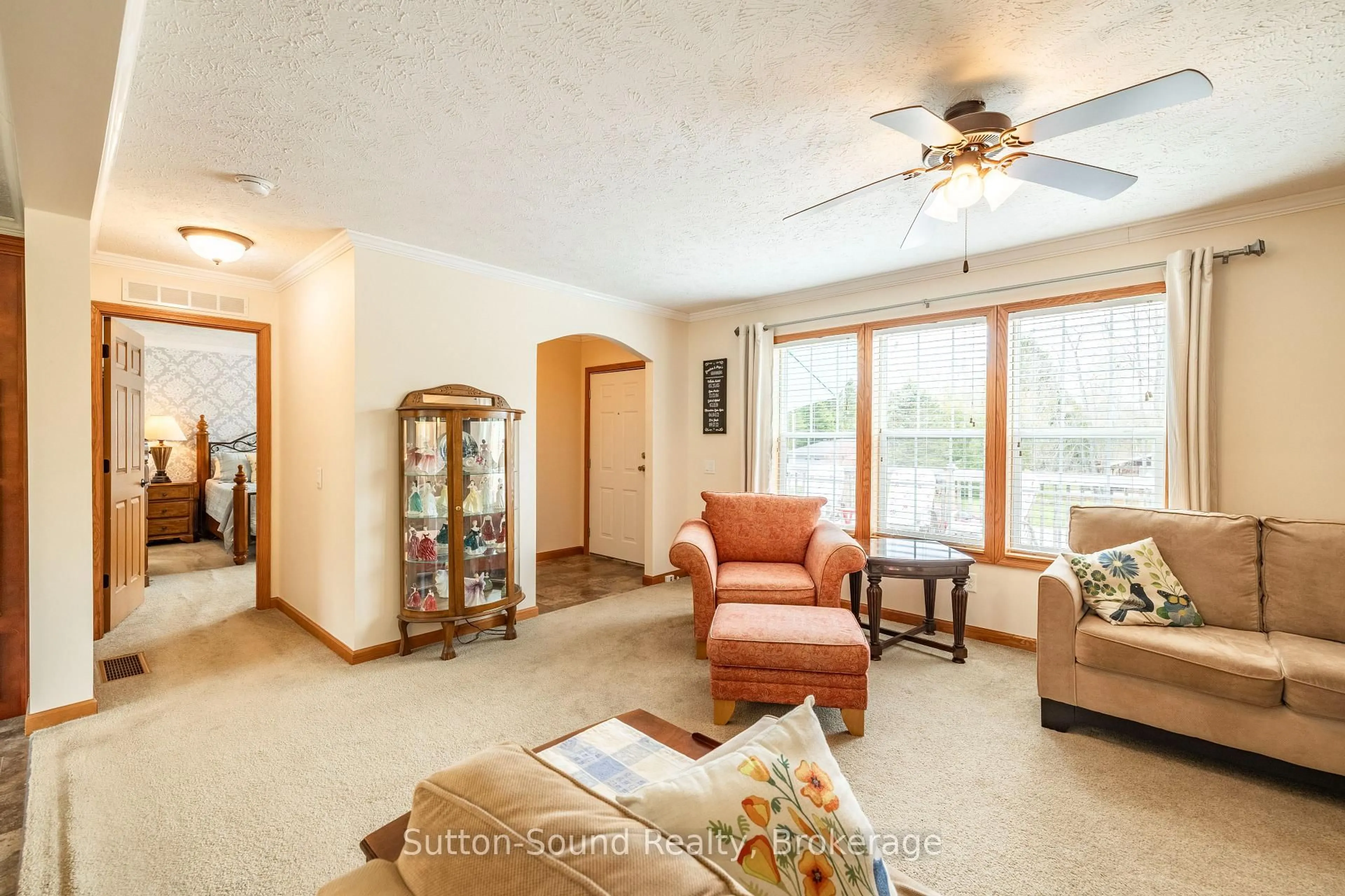 Living room with furniture, unknown for 21 Cardinal Ave, South Bruce Peninsula Ontario N0H 2T0
