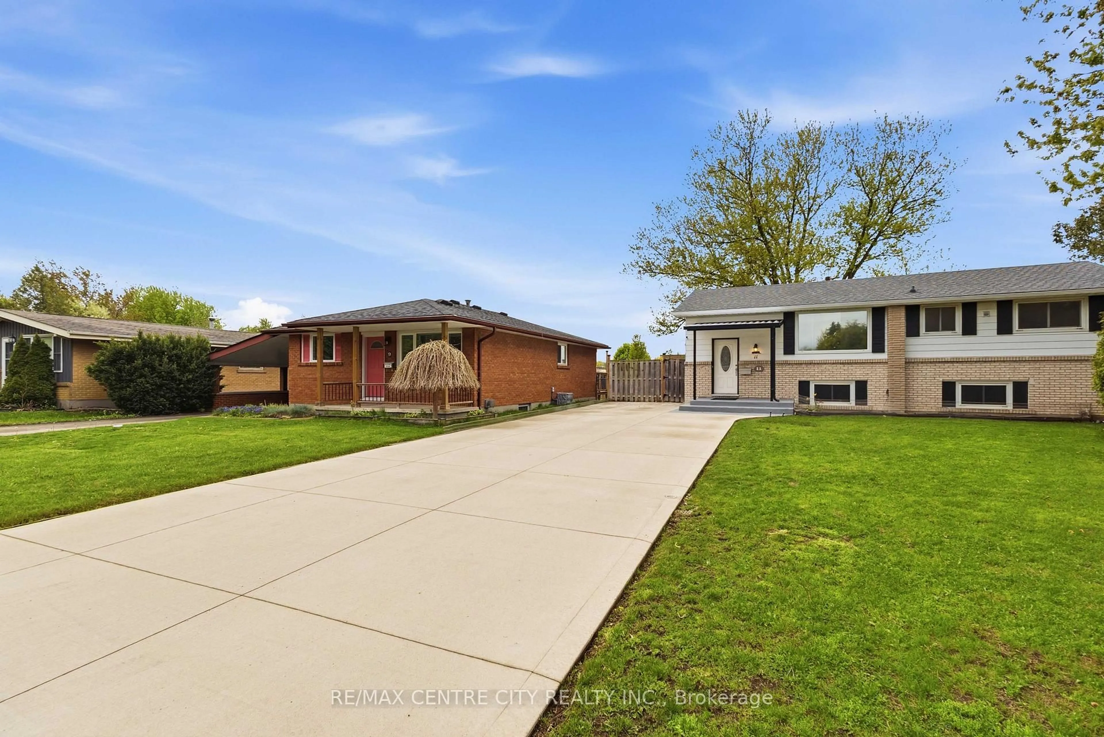 Home with brick exterior material, street for 11 Kenwood Cres, London East Ontario N5Y 3W6
