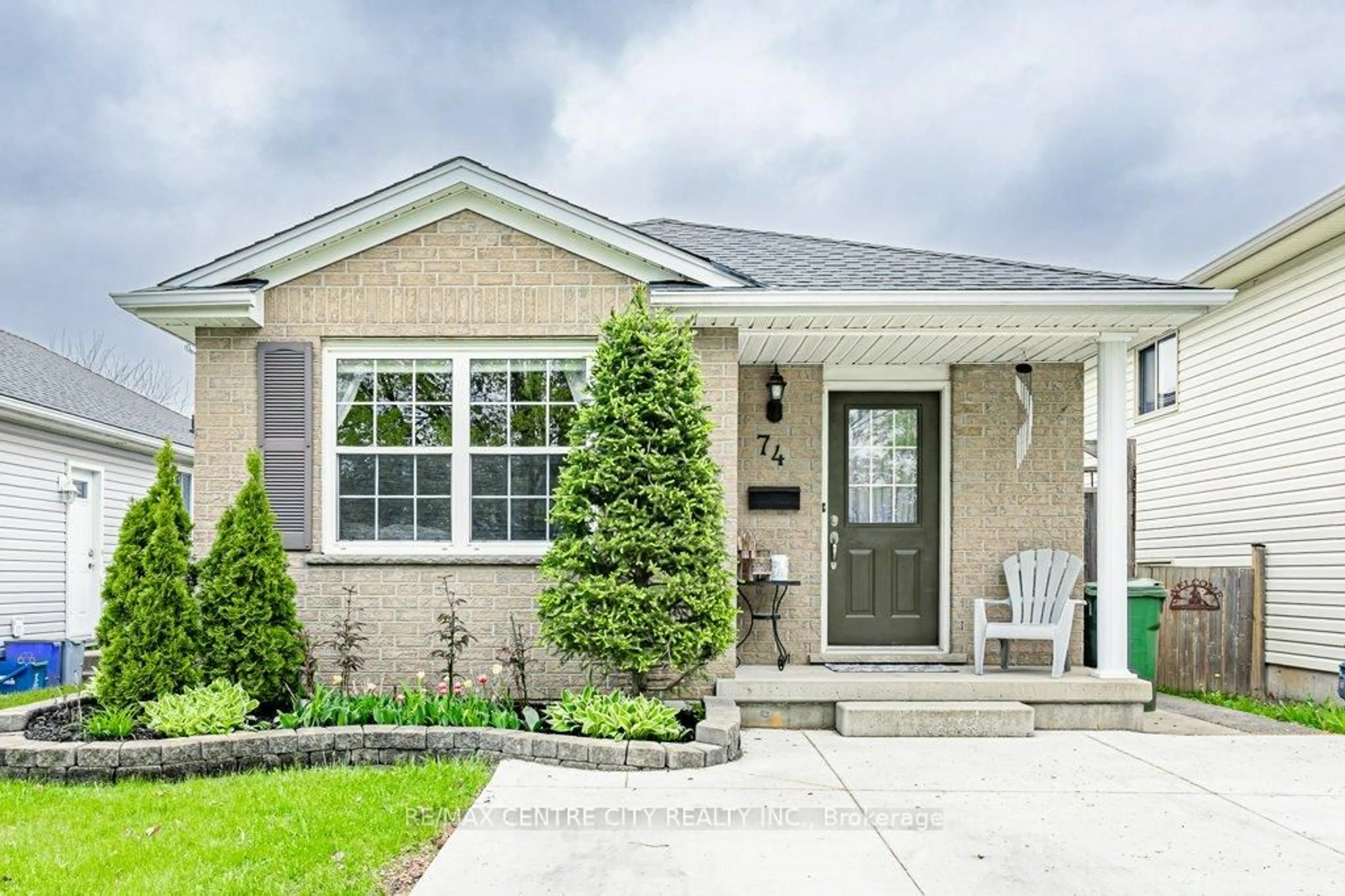 Home with brick exterior material, street for 74 Juno Dr, St. Thomas Ontario N5R 6E9