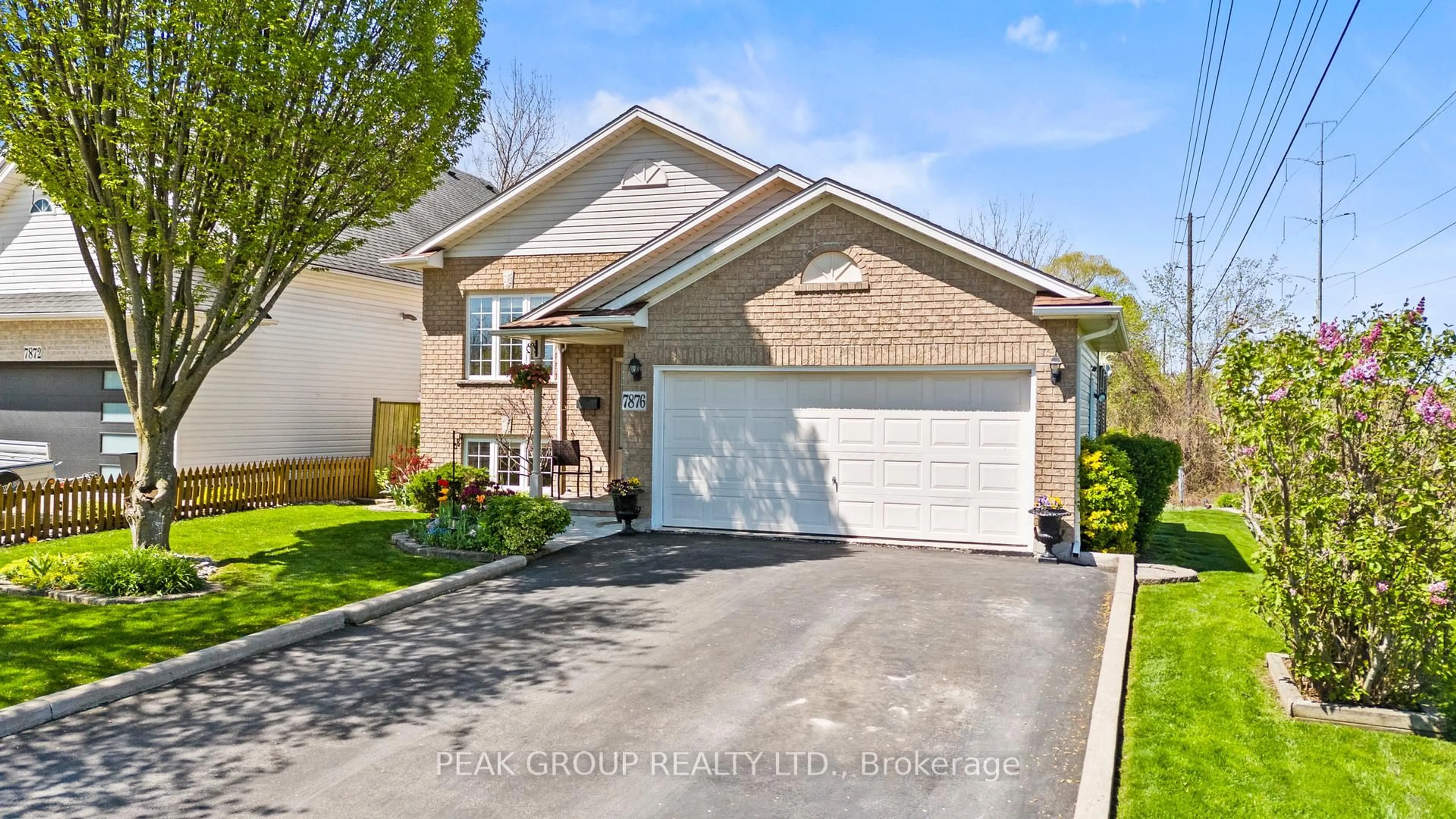 Home with brick exterior material, street for 7876 Charnwood Ave, Niagara Falls Ontario L2H 3E2