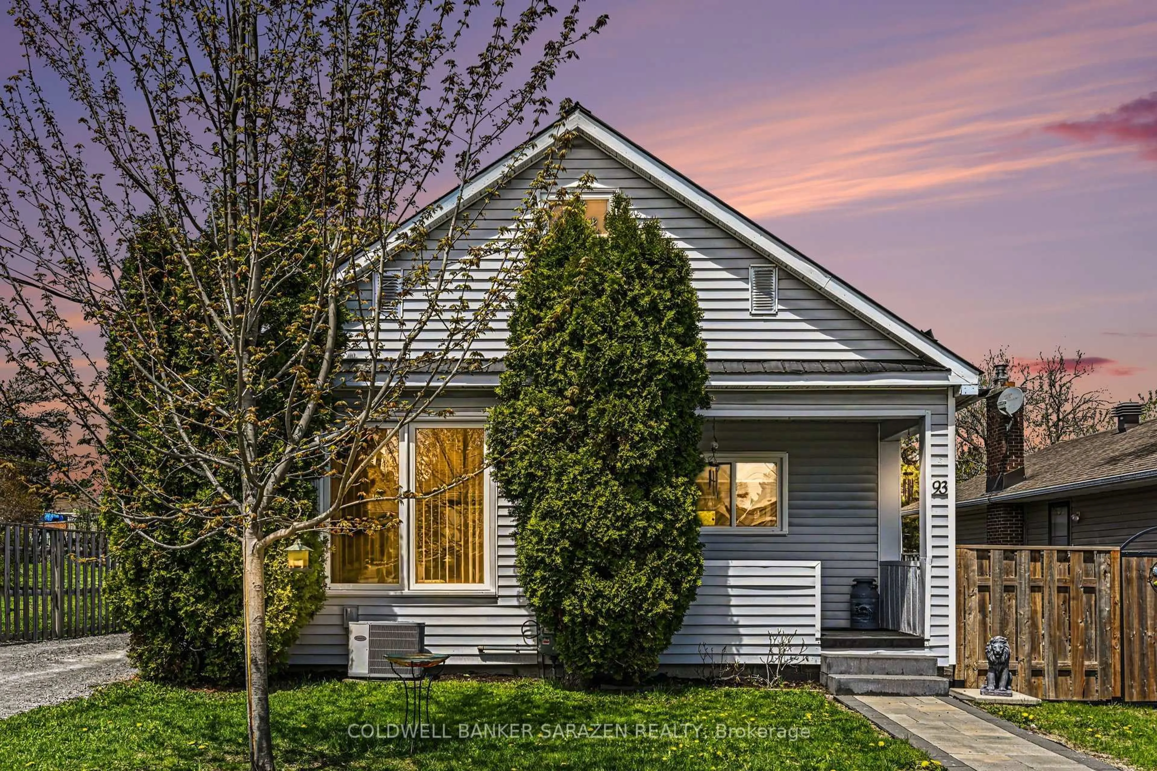 Home with vinyl exterior material, street for 93 Hugh St, Arnprior Ontario K7S 2V8