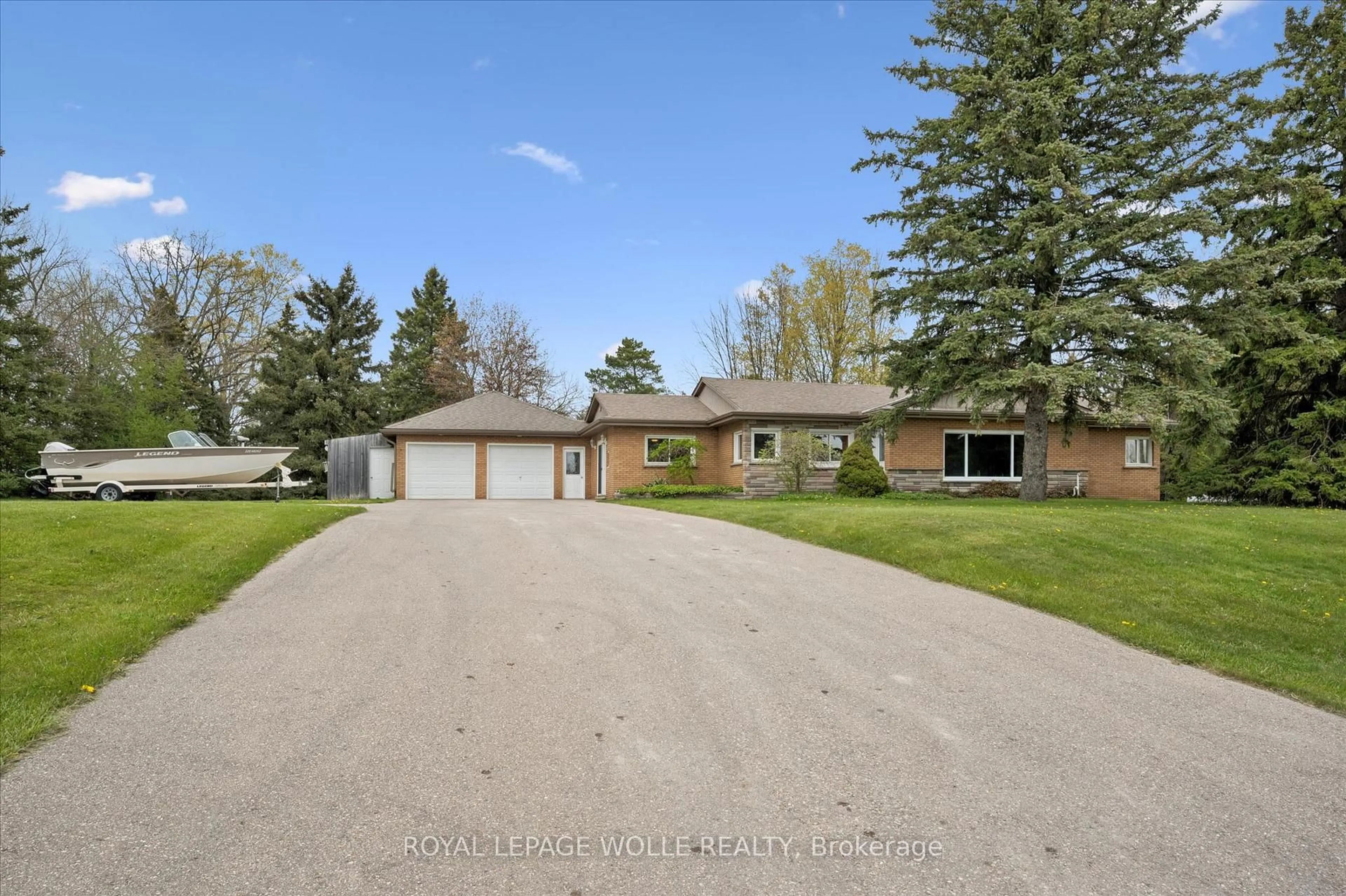 A pic from outside/outdoor area/front of a property/back of a property/a pic from drone, street for 6499 Line 86, Woolwich Ontario N0B 2V0
