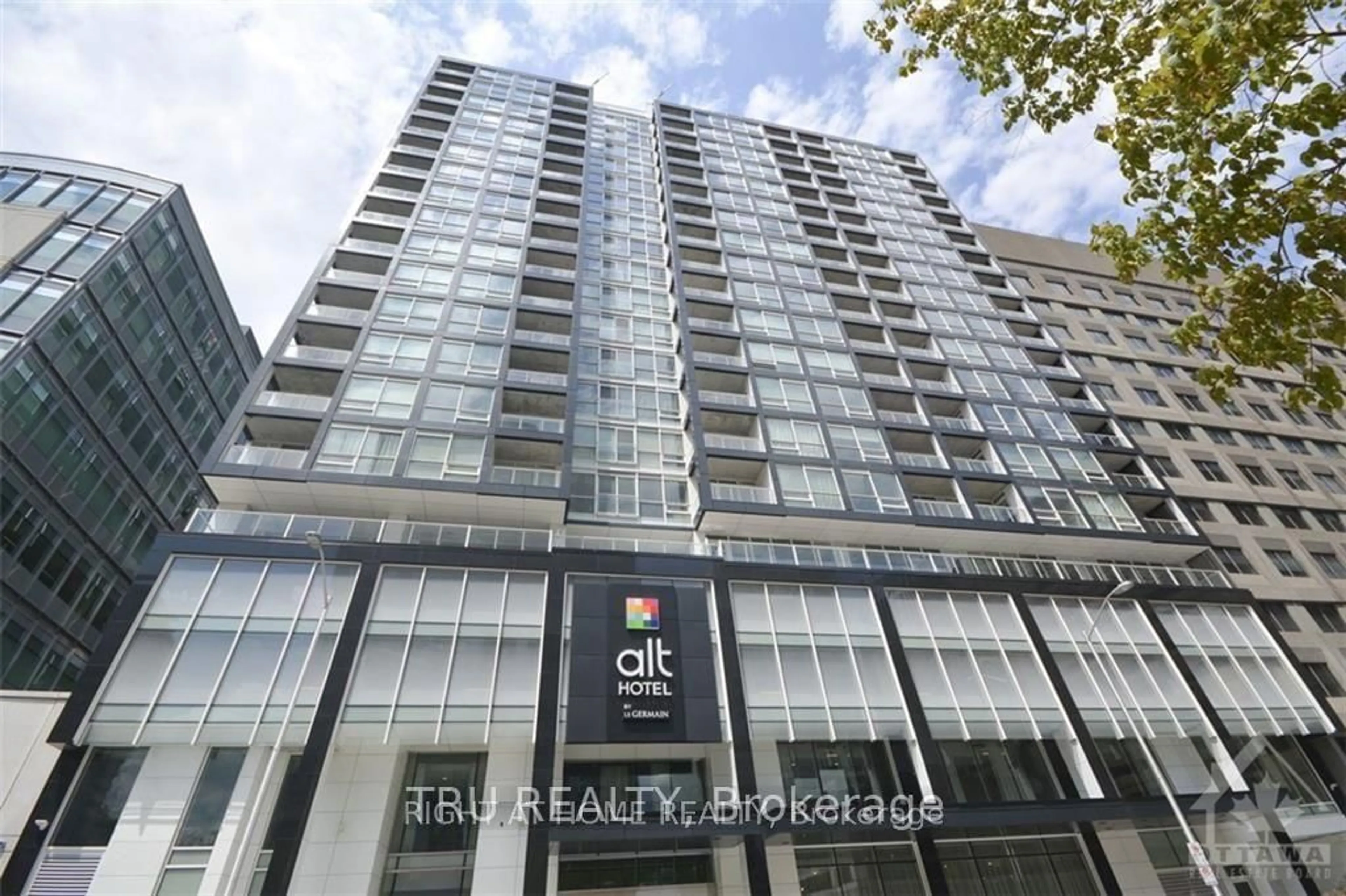 Unknown for 199 Slater St, Ottawa Ontario K1P 0C8