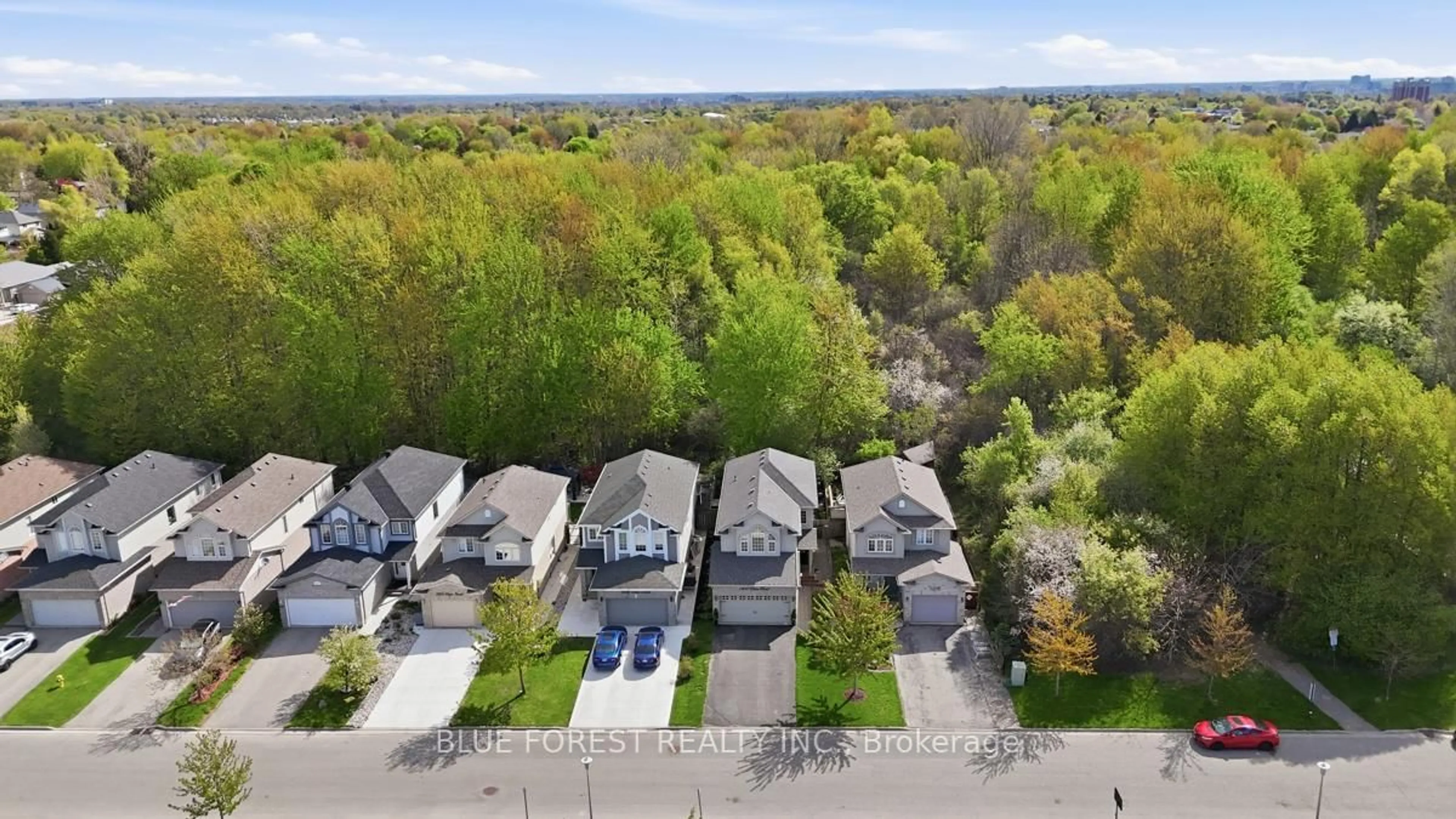 A pic from outside/outdoor area/front of a property/back of a property/a pic from drone, street for 1308 Elson Rd, London North Ontario N6G 5R2