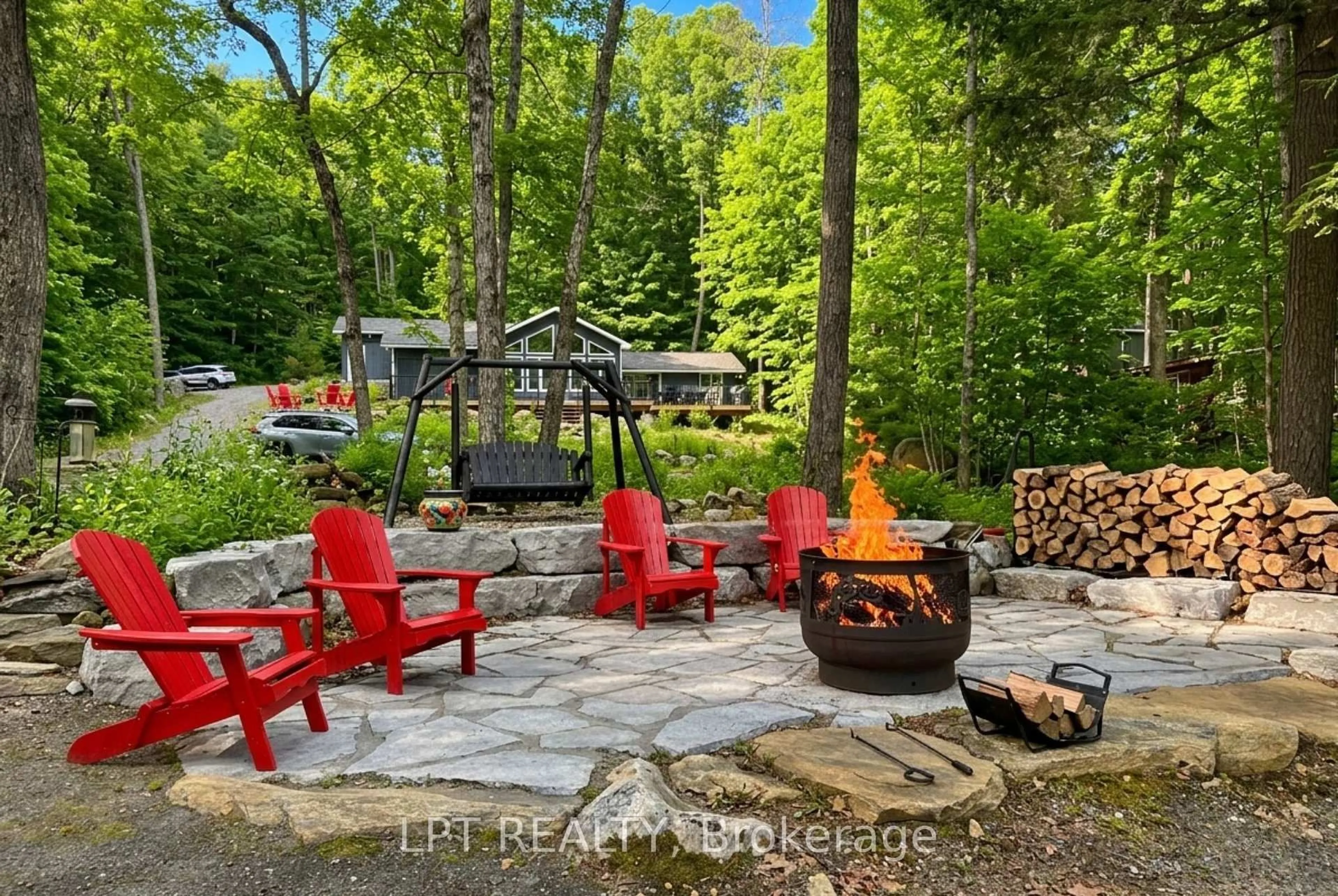 Patio, forest/trees view for 1369 Hipkiss Dr, Dysart et al Ontario K0M 1S0