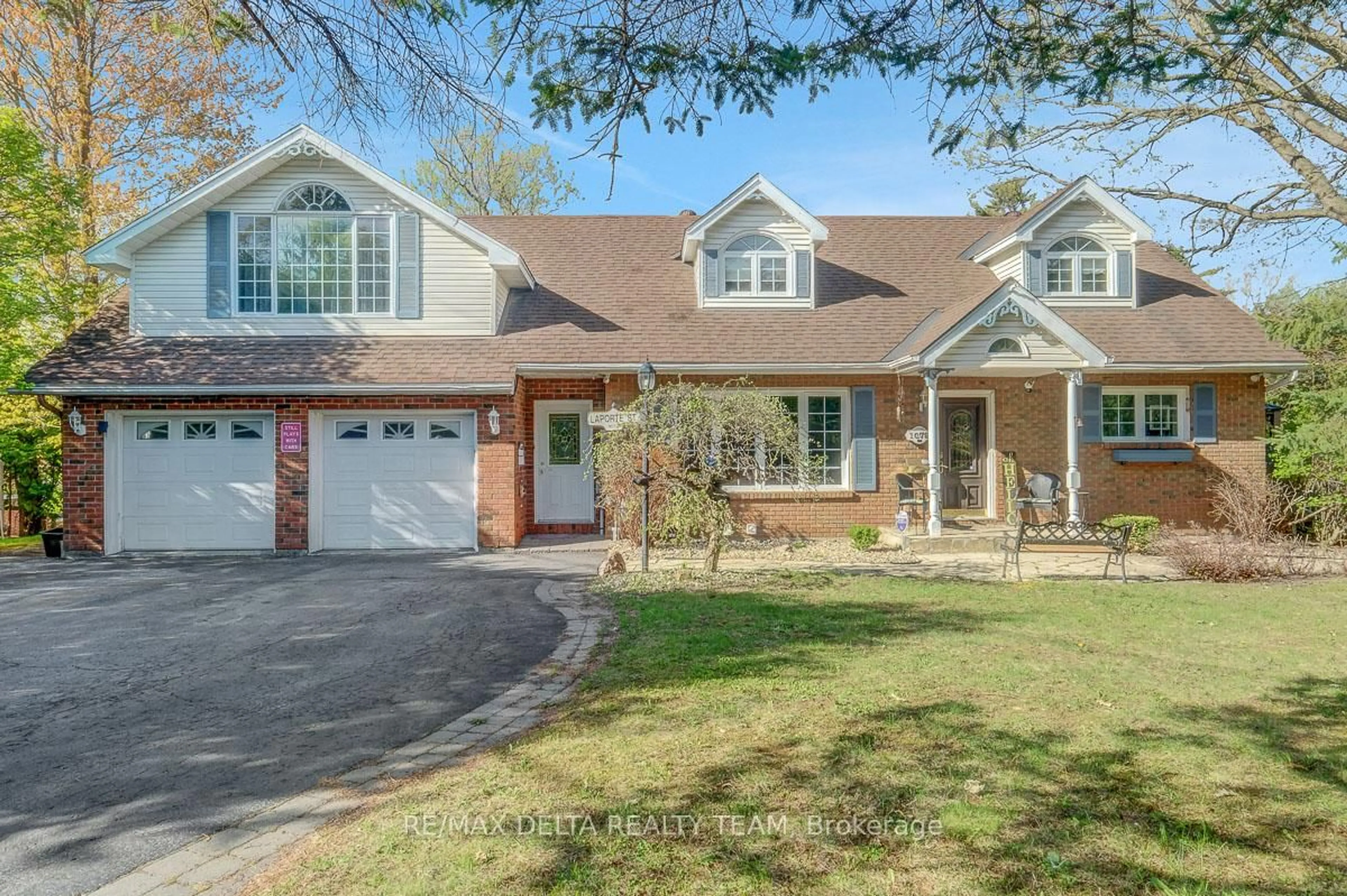 Home with brick exterior material, street for 1079 Laporte St, Ottawa Ontario K1J 7B3