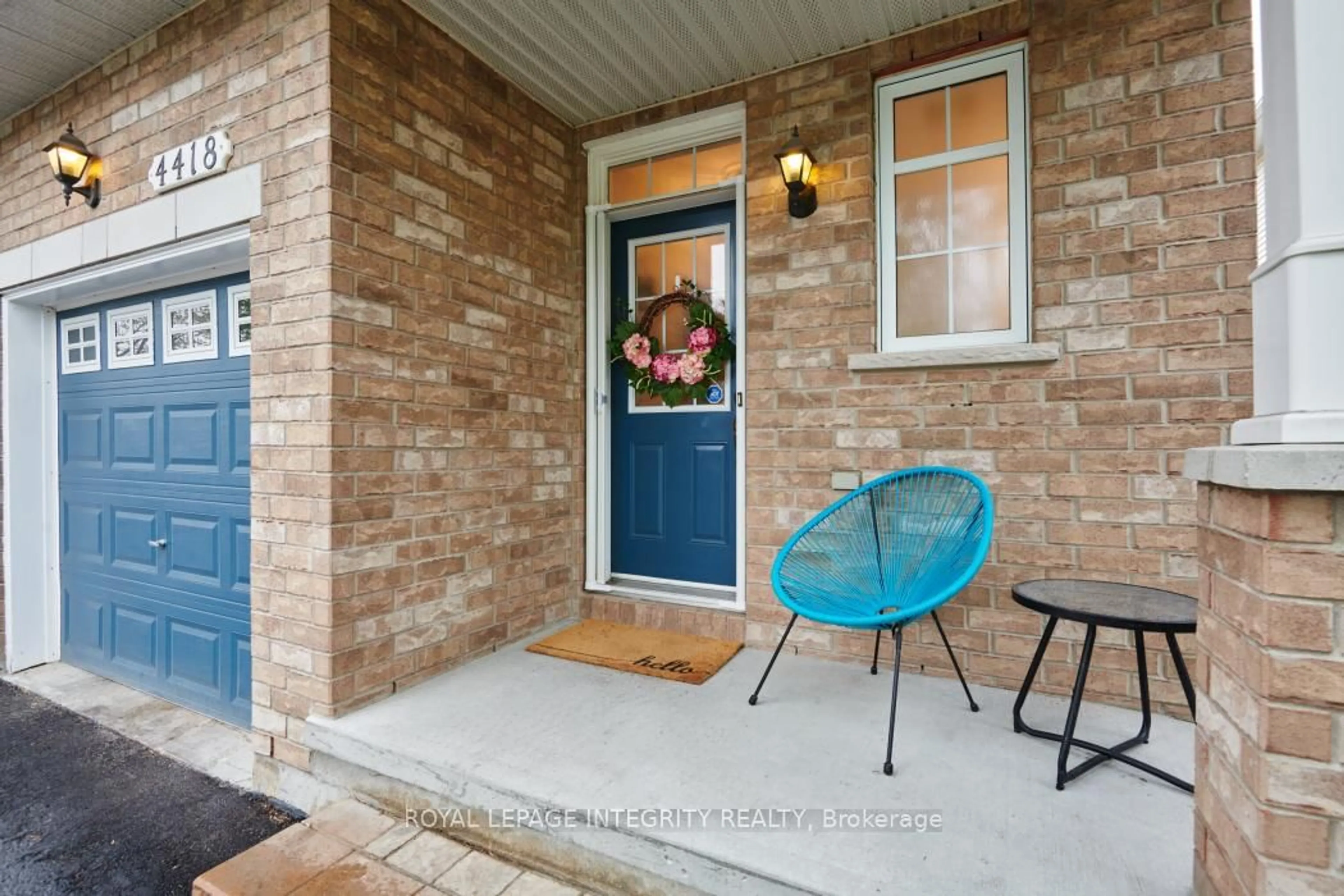 Indoor entryway for 4418 Goldeneye Way, Ottawa Ontario K1V 2J3