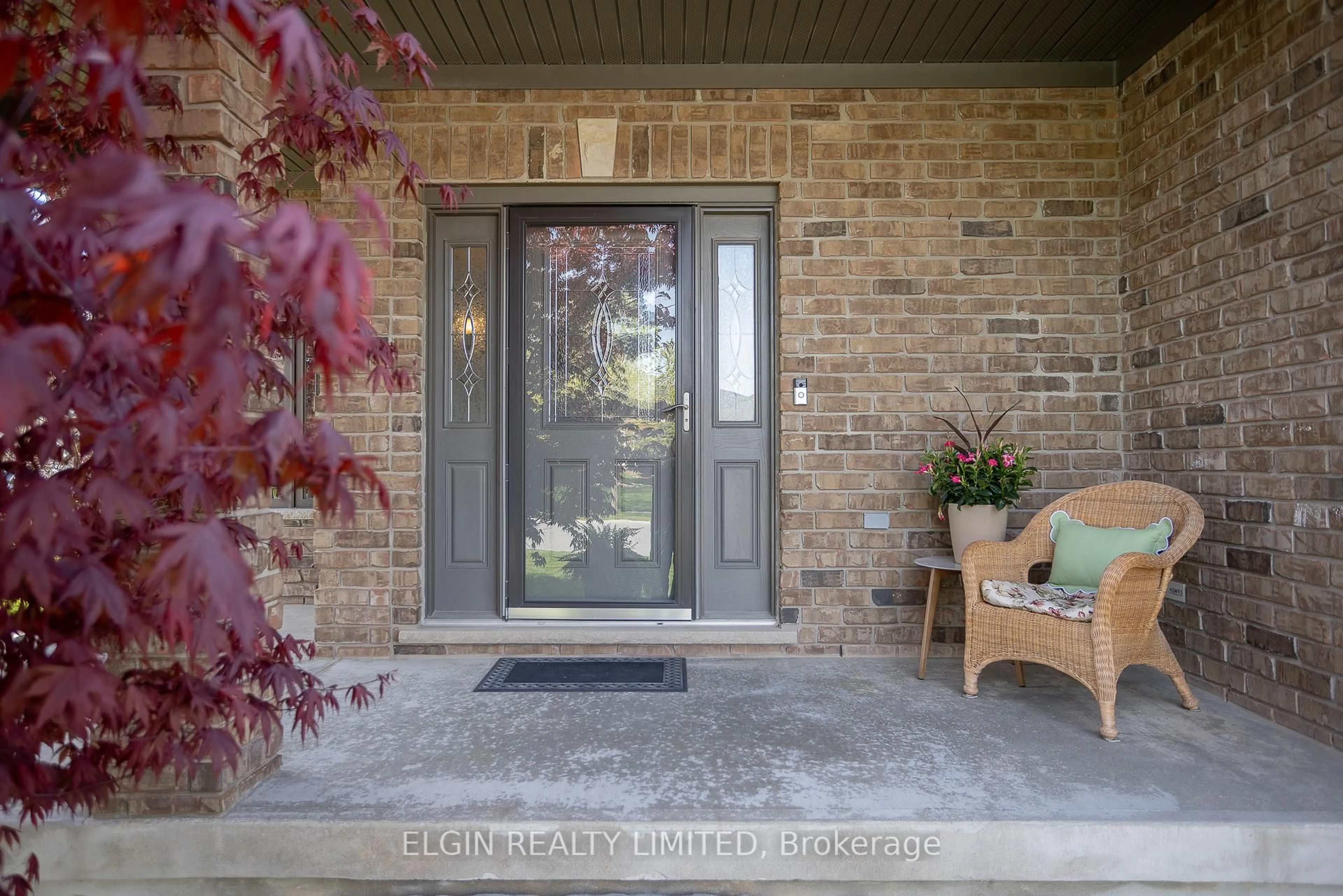Indoor entryway for 2062 Westwick Walk, London South Ontario N6P 0A2
