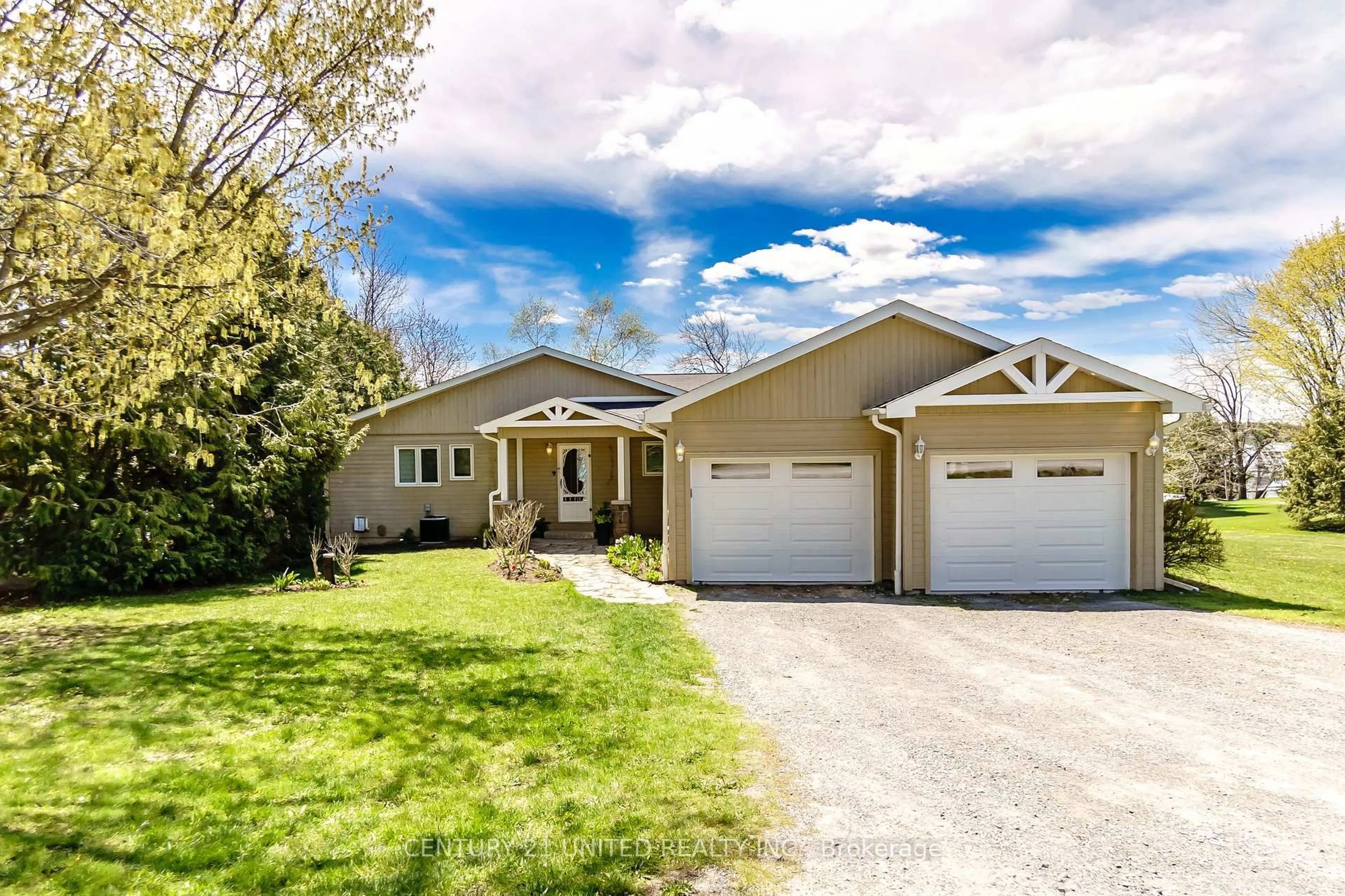 Home with vinyl exterior material, street for 1714 Westview Pt Rd, Selwyn Ontario K0L 2H0