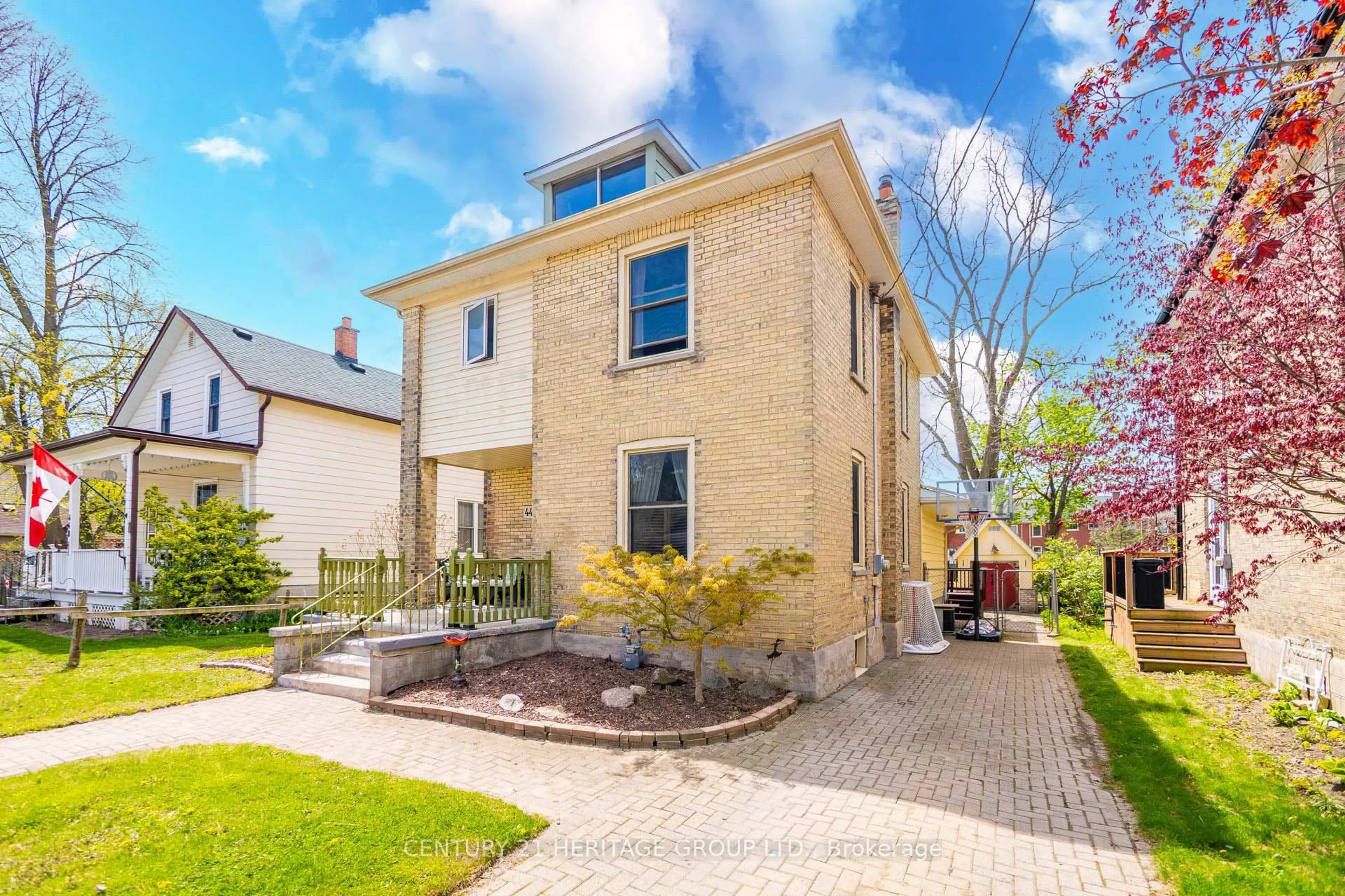 Home with brick exterior material, street for 440 Moore St, Cambridge Ontario N3H 3A9