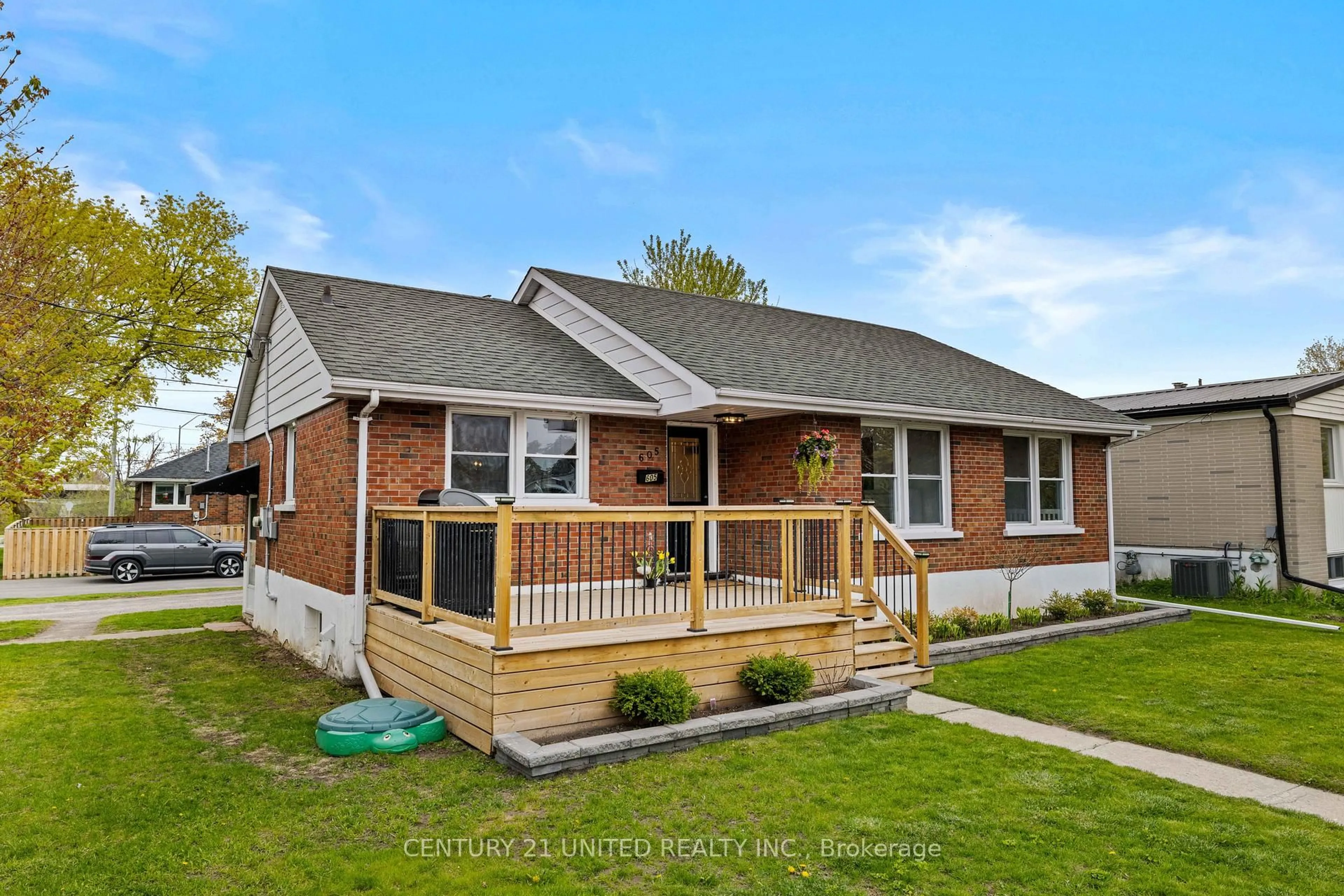 Home with brick exterior material, street for 605 Harold Dr, Peterborough Ontario K9J 3X9