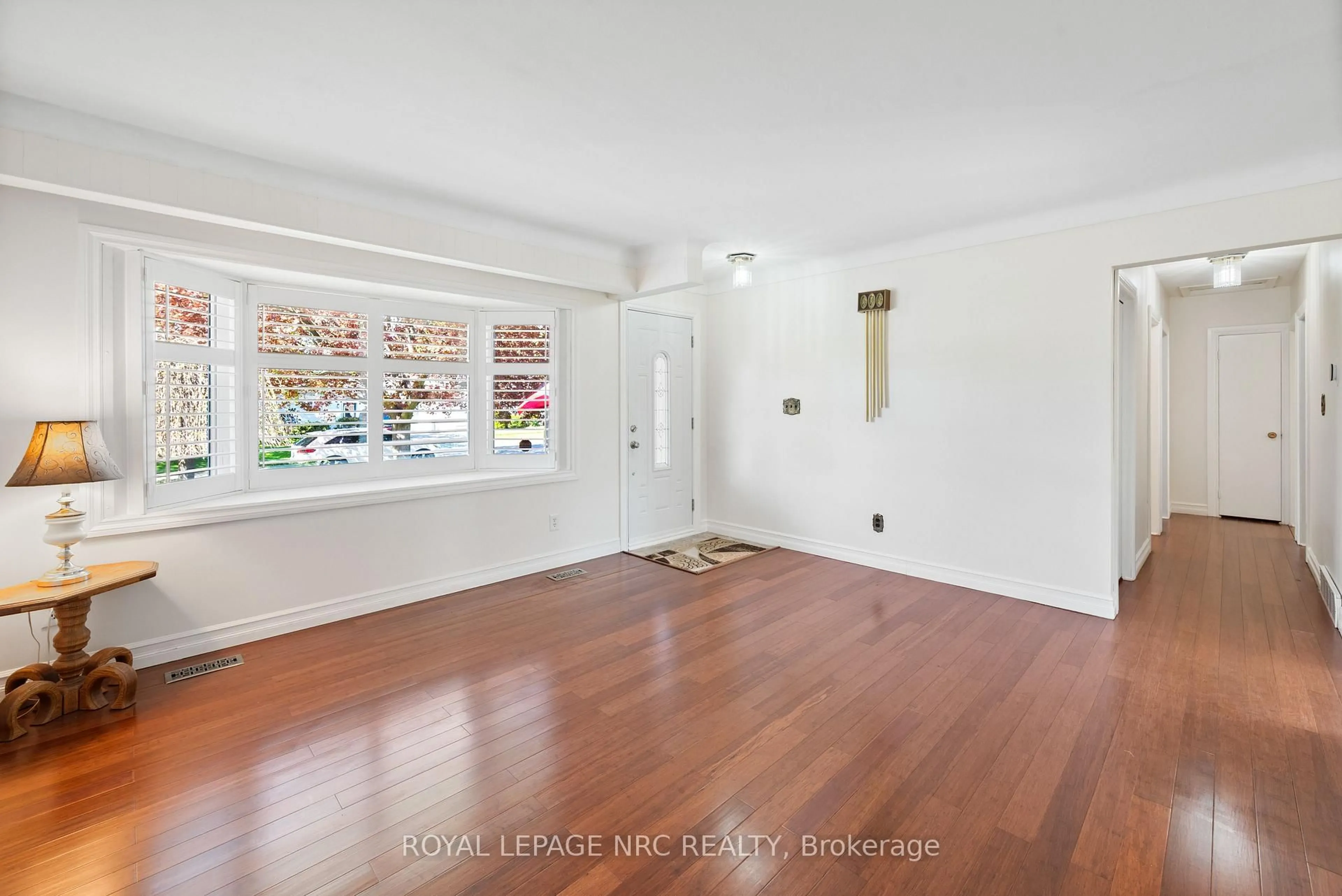 Unknown for 12 Glenview Ave, St. Catharines Ontario L2N 2Z6