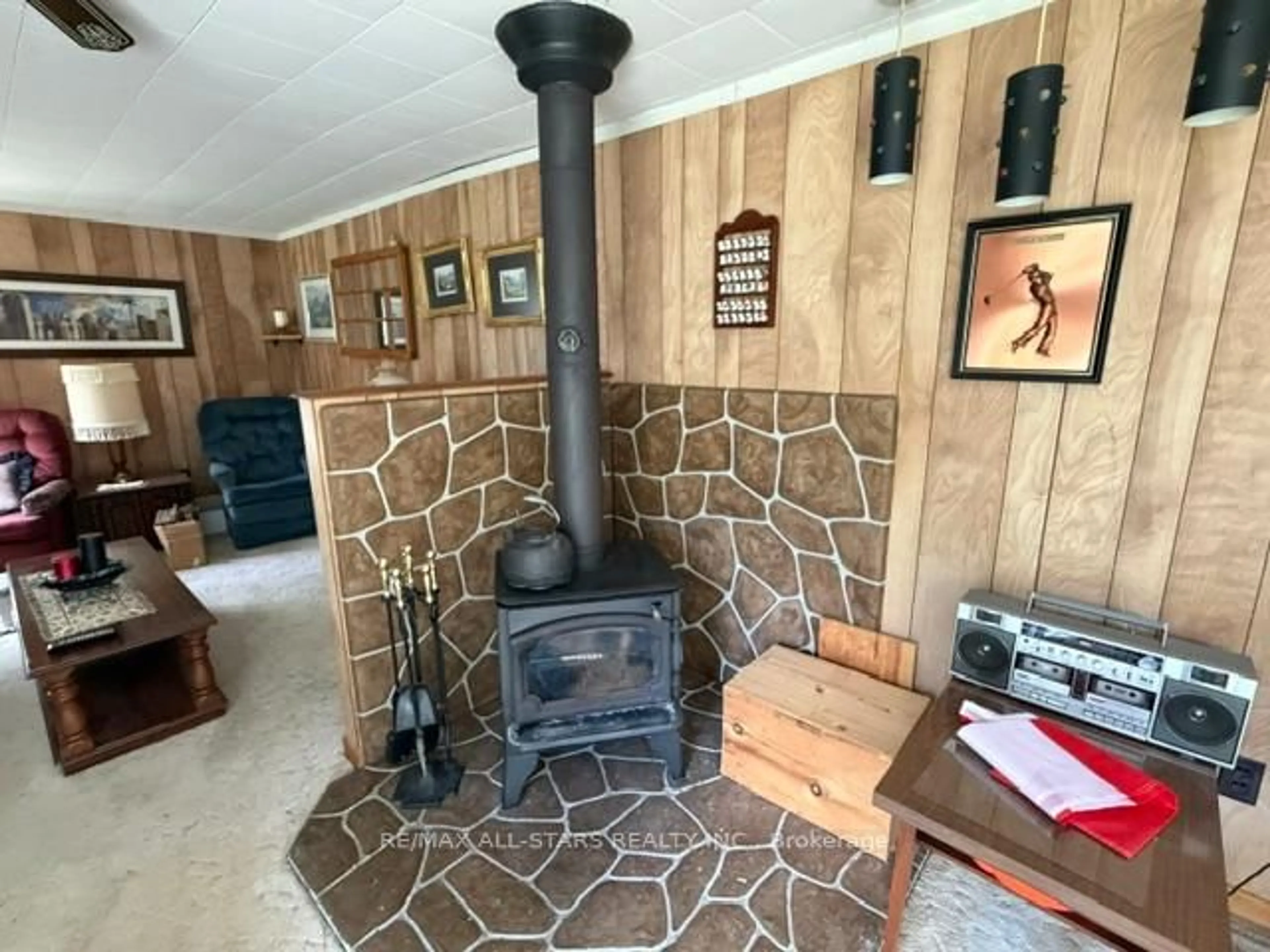 A pic of a room for 480 Kennedy Dr, Trent Lakes Ontario K0M 1A0