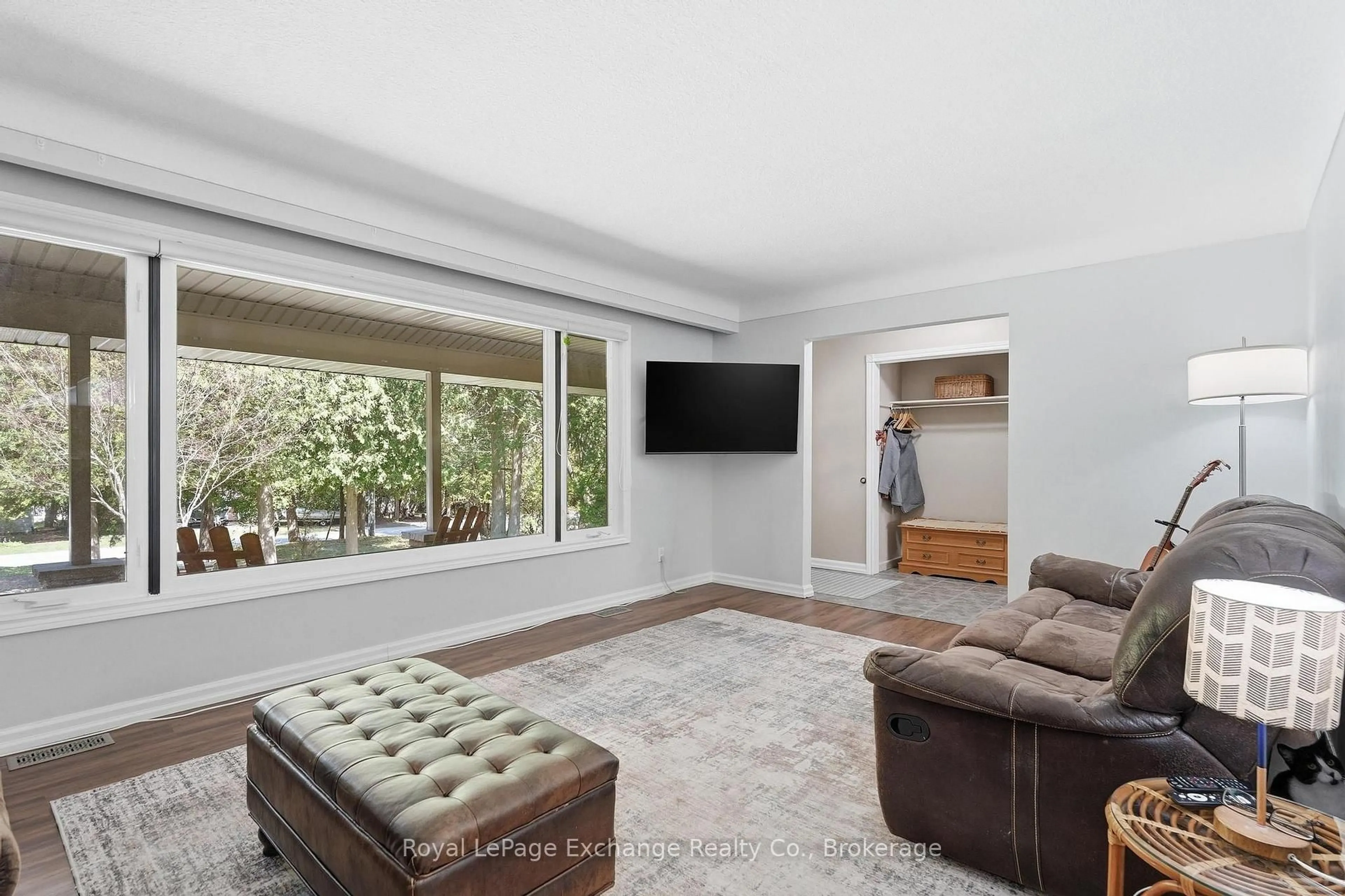 Living room with furniture, unknown for 81 Victoria St, Kincardine Ontario N0G 2T0