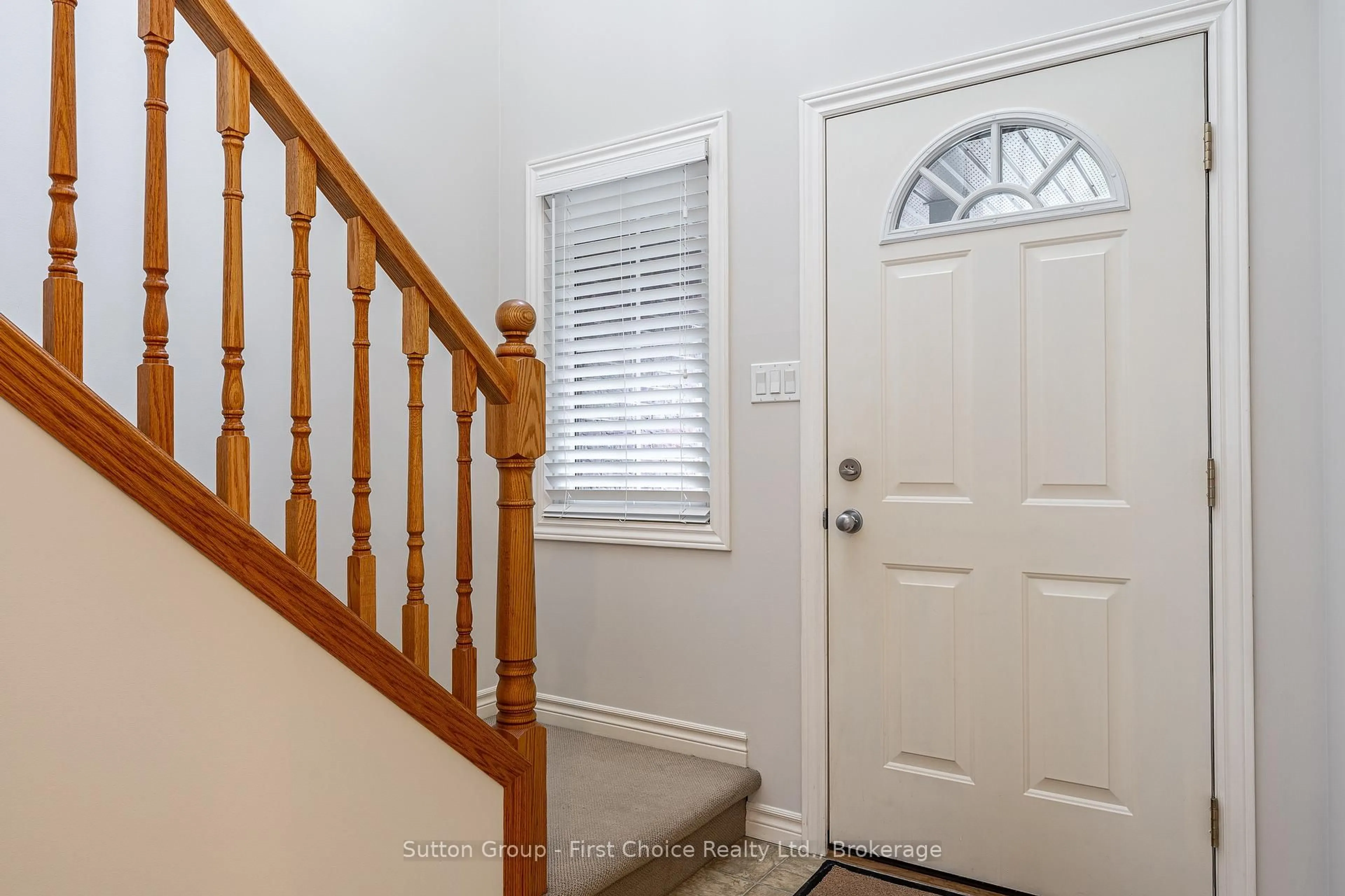 Indoor entryway for 351 Brunswick St, Stratford Ontario N5A 3N1