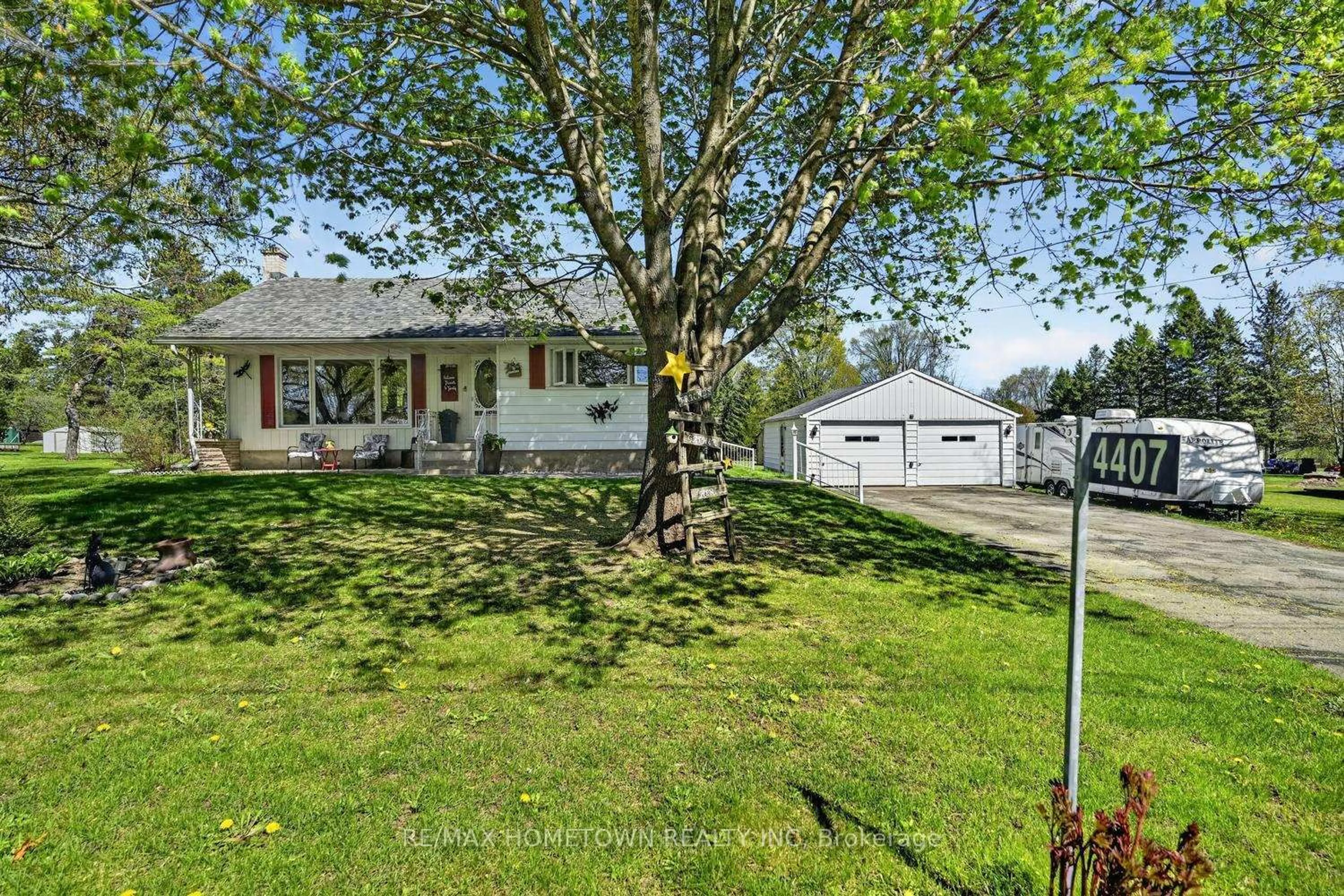 A pic from outside/outdoor area/front of a property/back of a property/a pic from drone, street for 4407 McDougall Rd, Elizabethtown-Kitley Ontario K6V 5T4