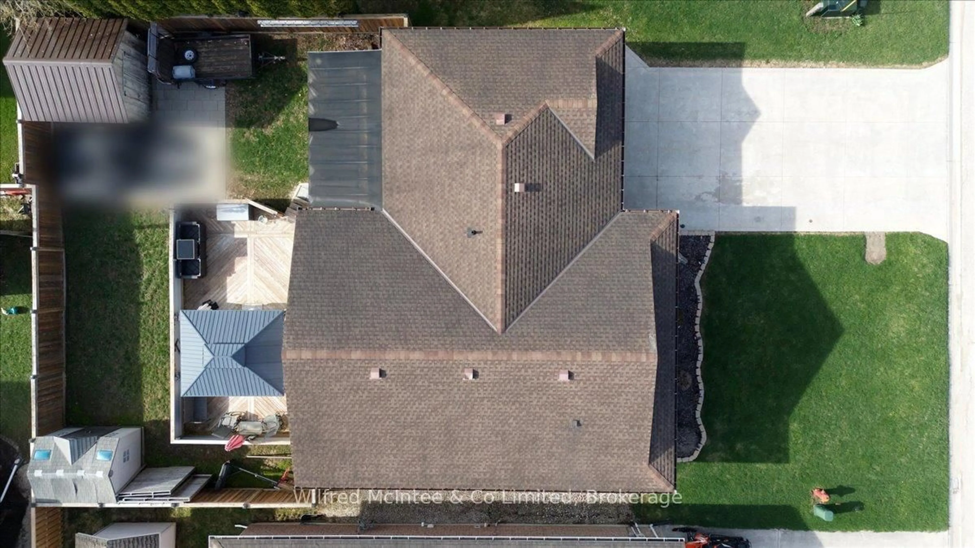 A pic from outside/outdoor area/front of a property/back of a property/a pic from drone, street for 32 West River Rd, Brockton Ontario N0G 2V0