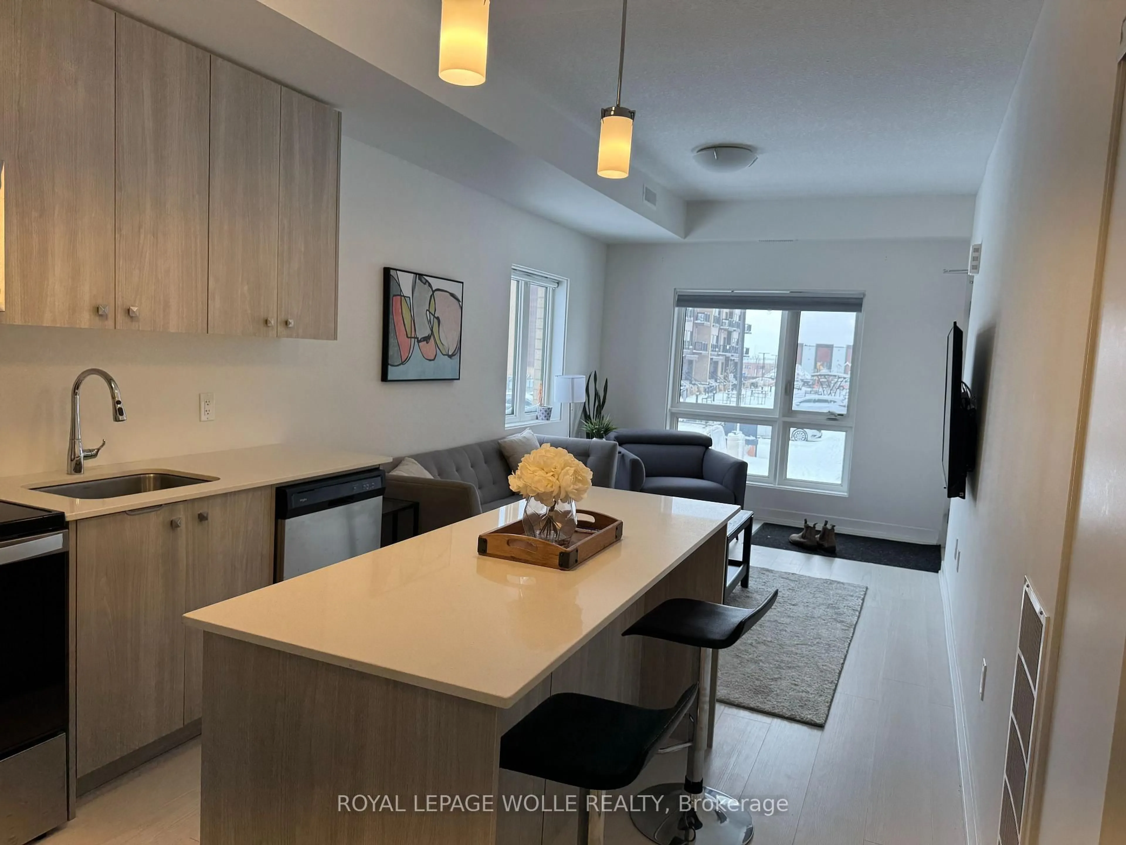 Open concept kitchen, unknown for 10 Palace St #B10, Kitchener Ontario N2E 0J3