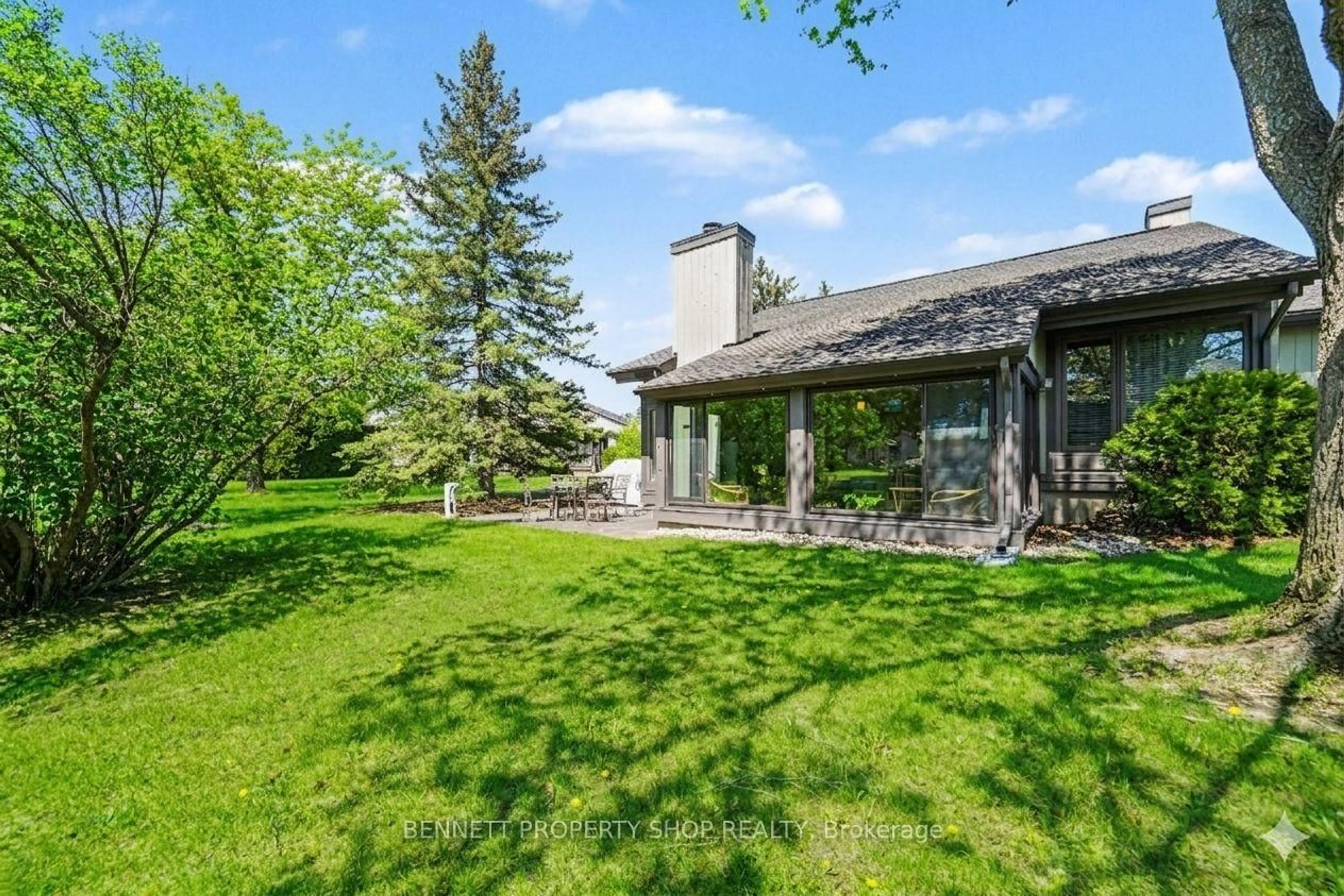 Patio, unknown for 12 Laurel Valley Crt, Ottawa Ontario K2S 1B9