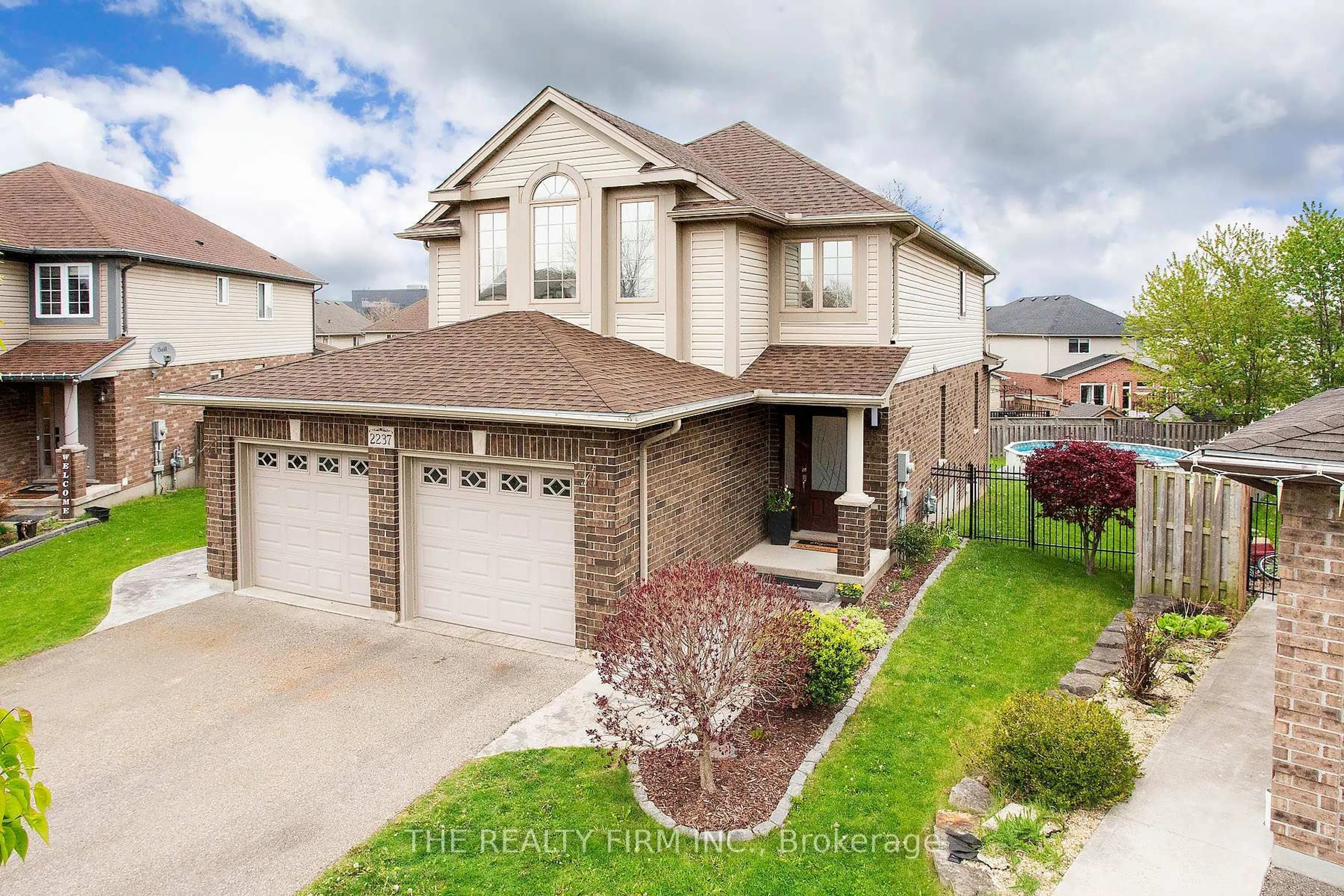 Unknown for 2237 Cardinal Crt, London South Ontario N6M 0C2