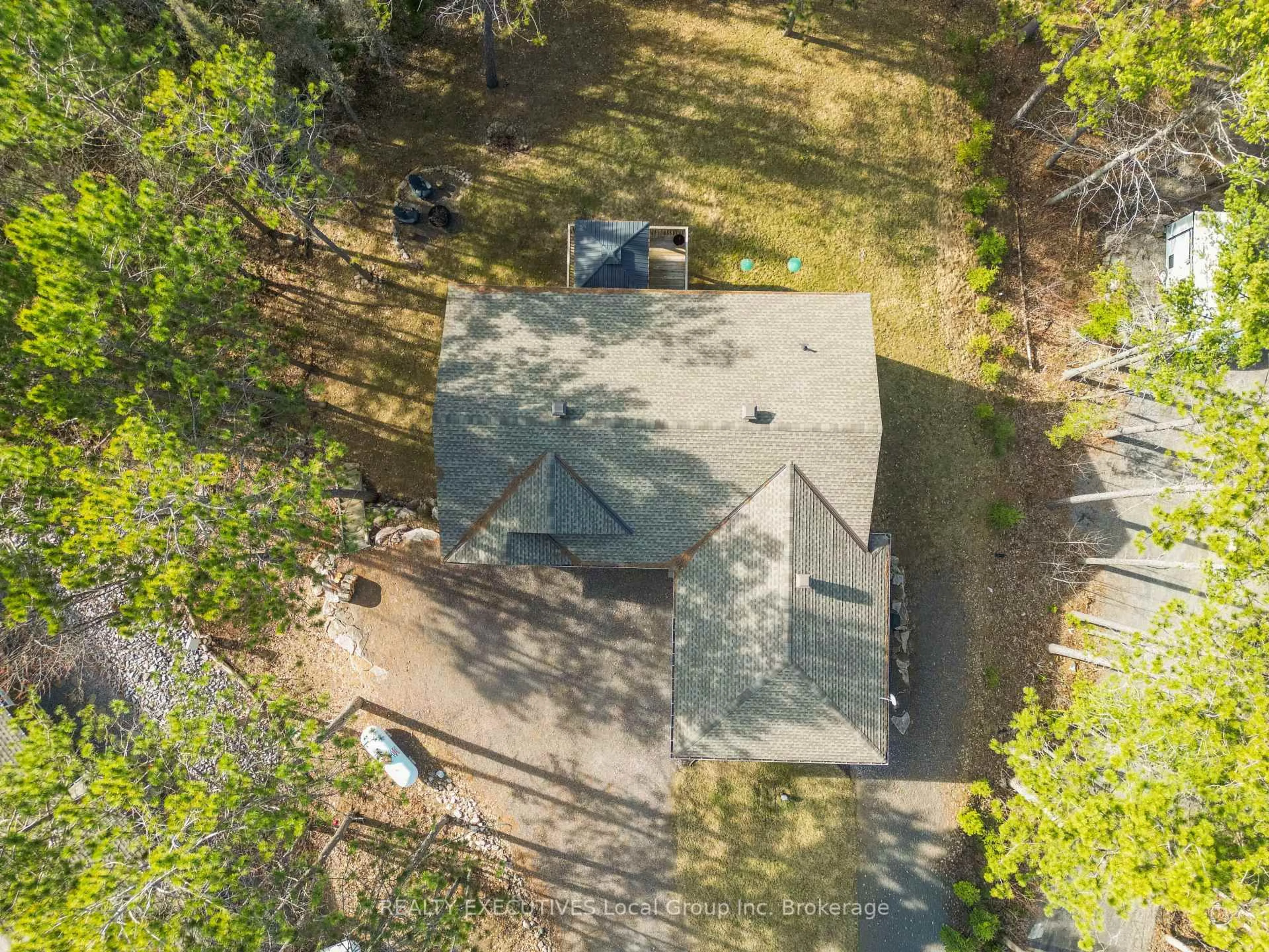 A pic from outside/outdoor area/front of a property/back of a property/a pic from drone, unknown for 87 Oakridge Dr, East Ferris Ontario P0H 1K0