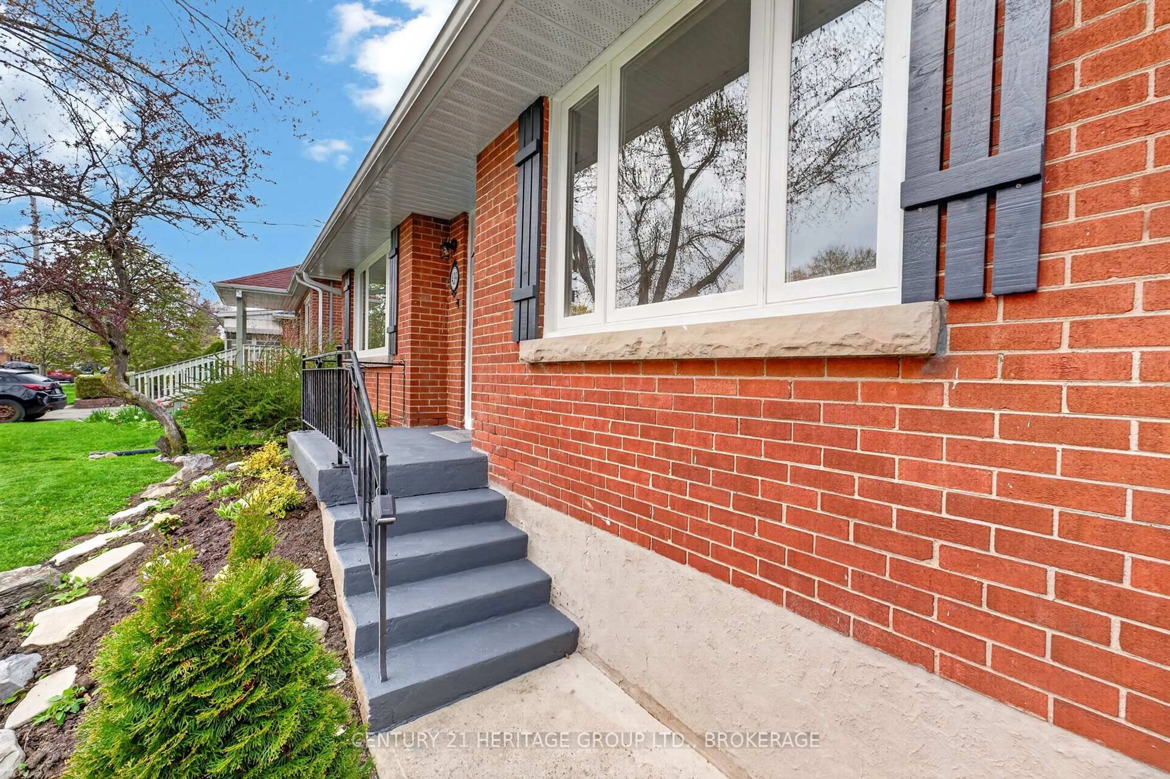 Home with brick exterior material, street for 439 College St, Kingston Ontario K7L 4M8