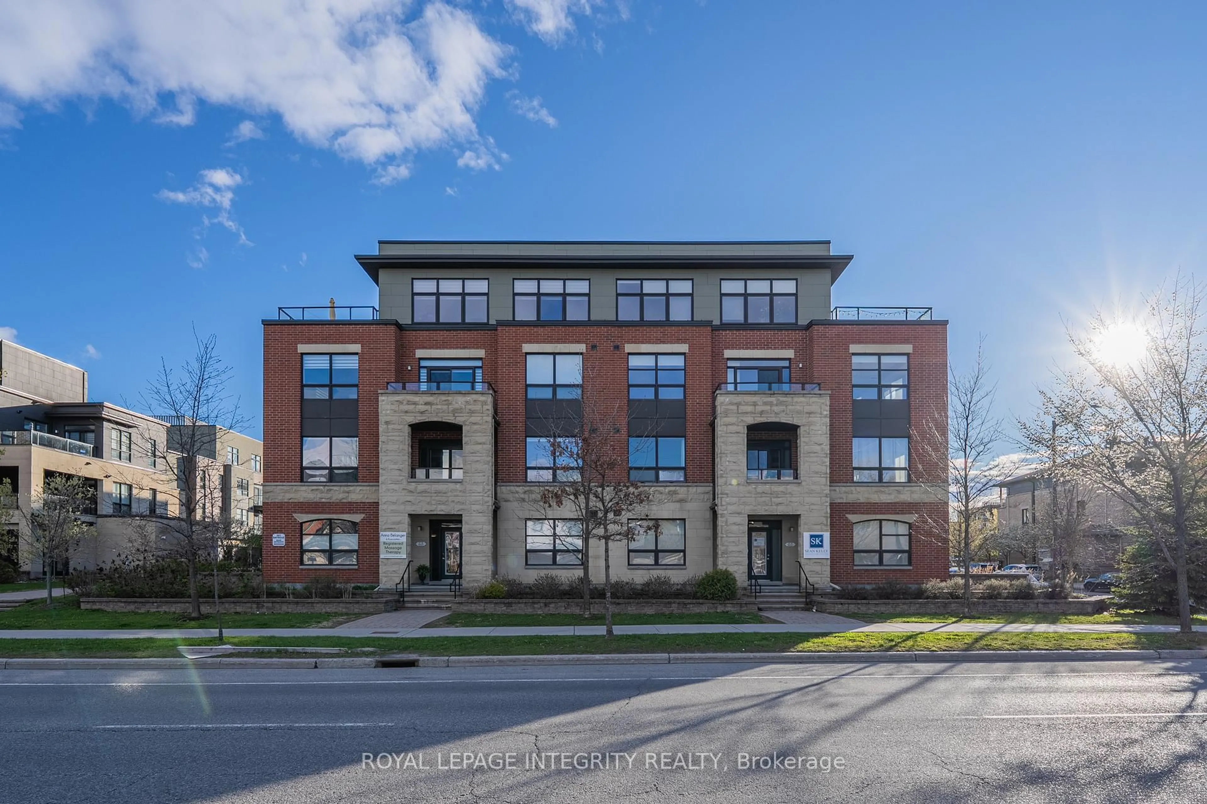 Home with brick exterior material, building for 301 Bayrose Dr #305, Nepean Ontario K2J 5W3