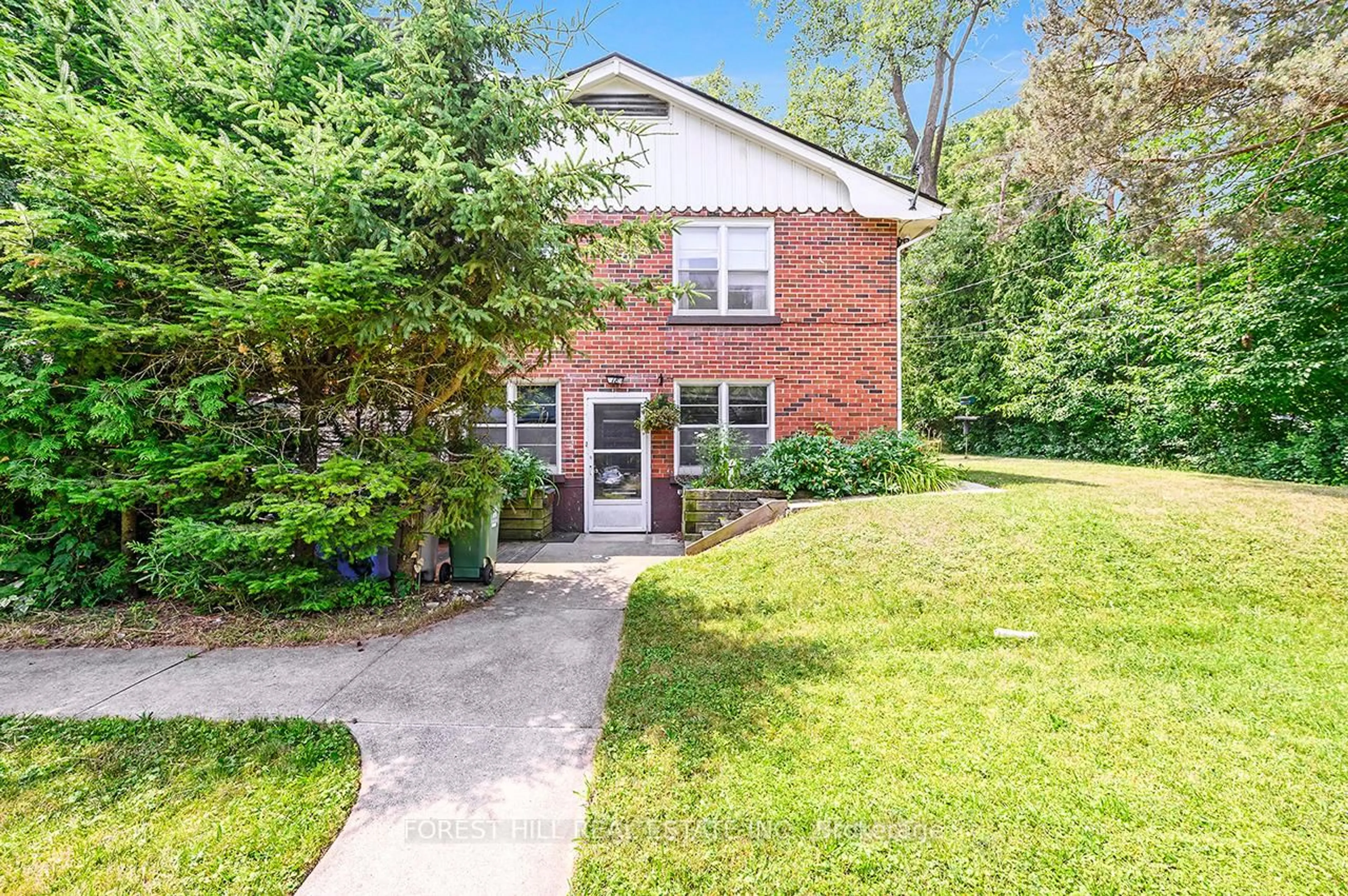 Home with brick exterior material, street for 18 Sullivan's Lane, Hamilton Ontario L9H 5N7