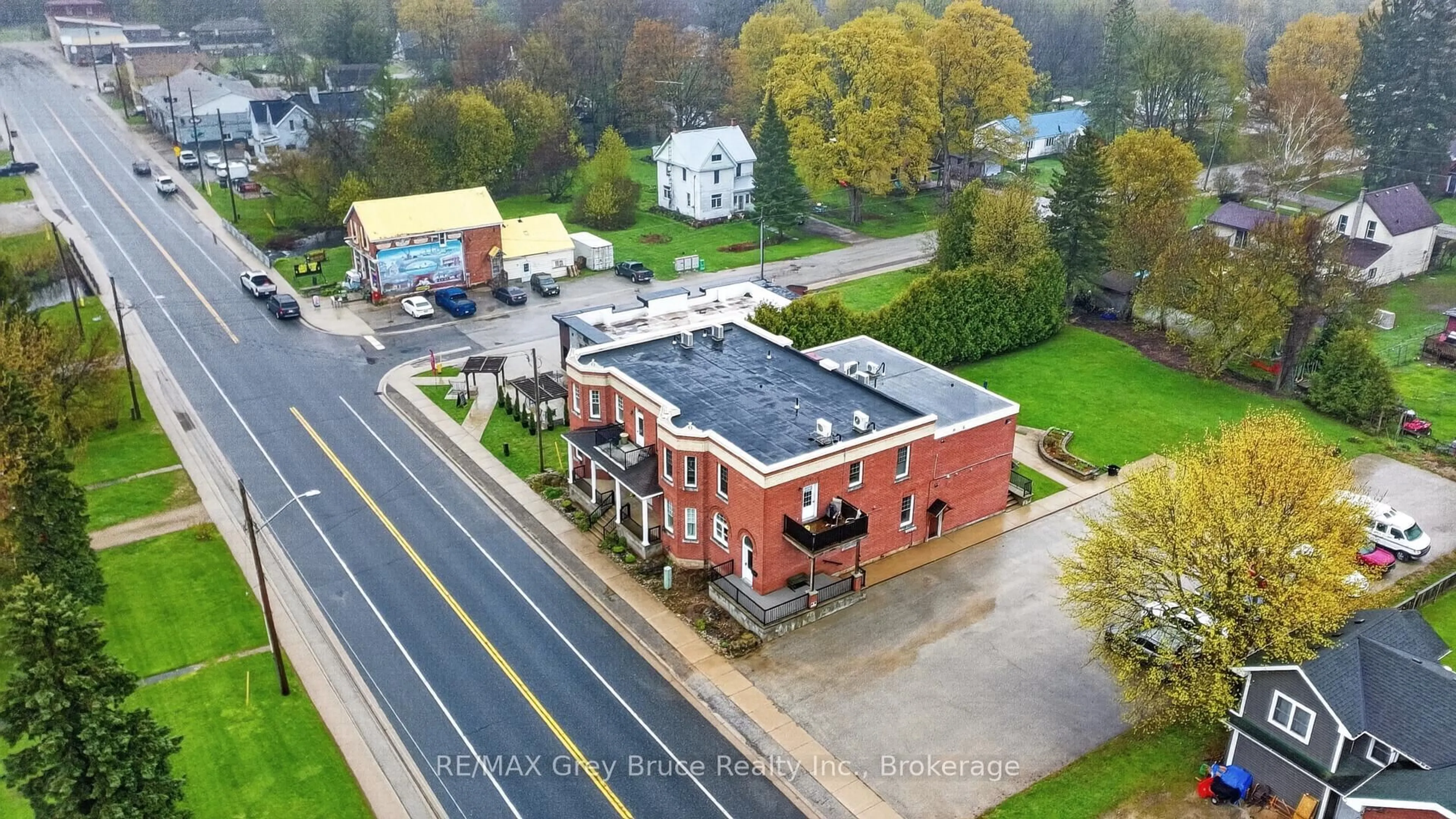 A pic from outside/outdoor area/front of a property/back of a property/a pic from drone, building for Unit 6 - 355 princess St, Georgian Bluffs Ontario N0H 2K0