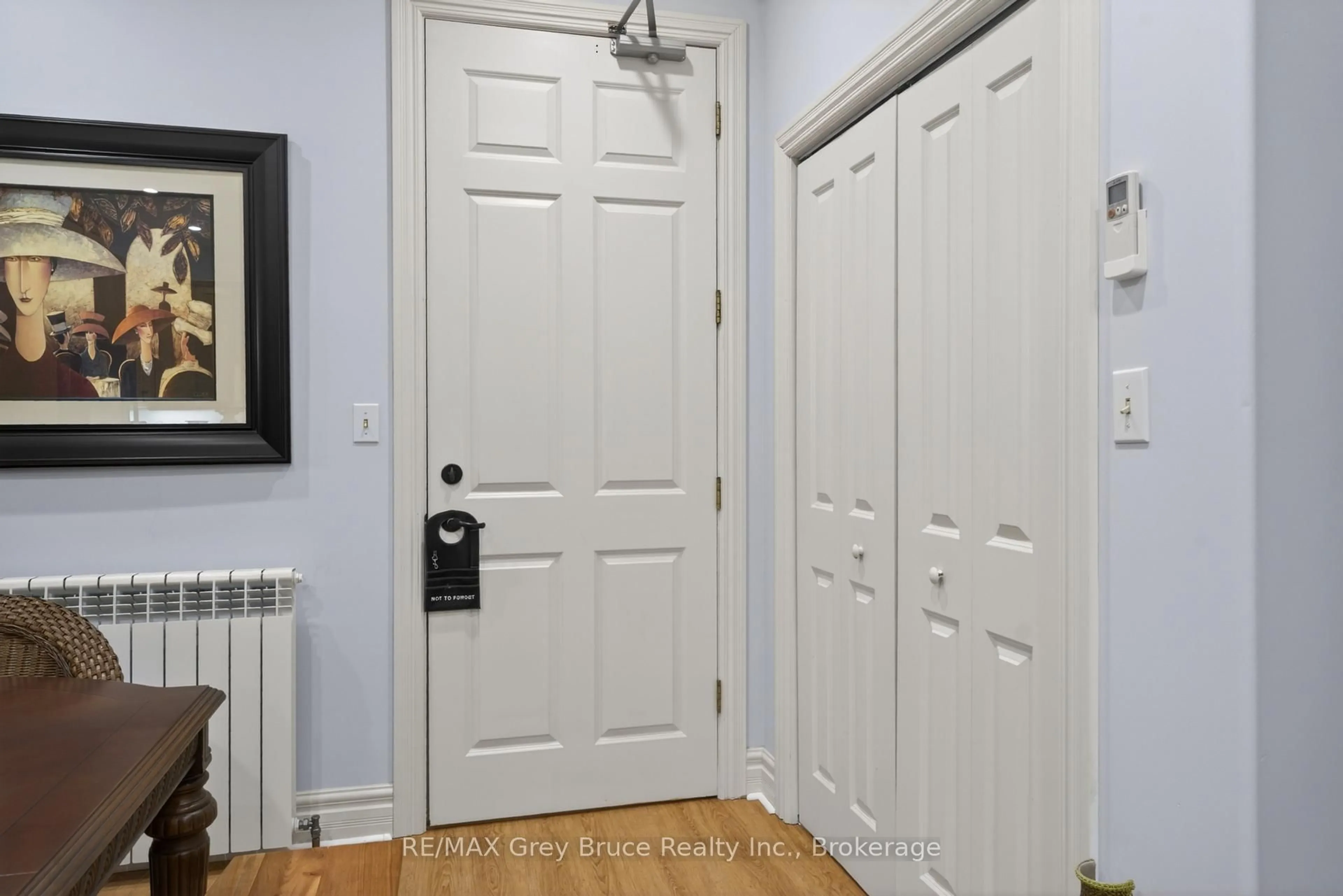 Indoor entryway for Unit 6 - 355 princess St, Georgian Bluffs Ontario N0H 2K0