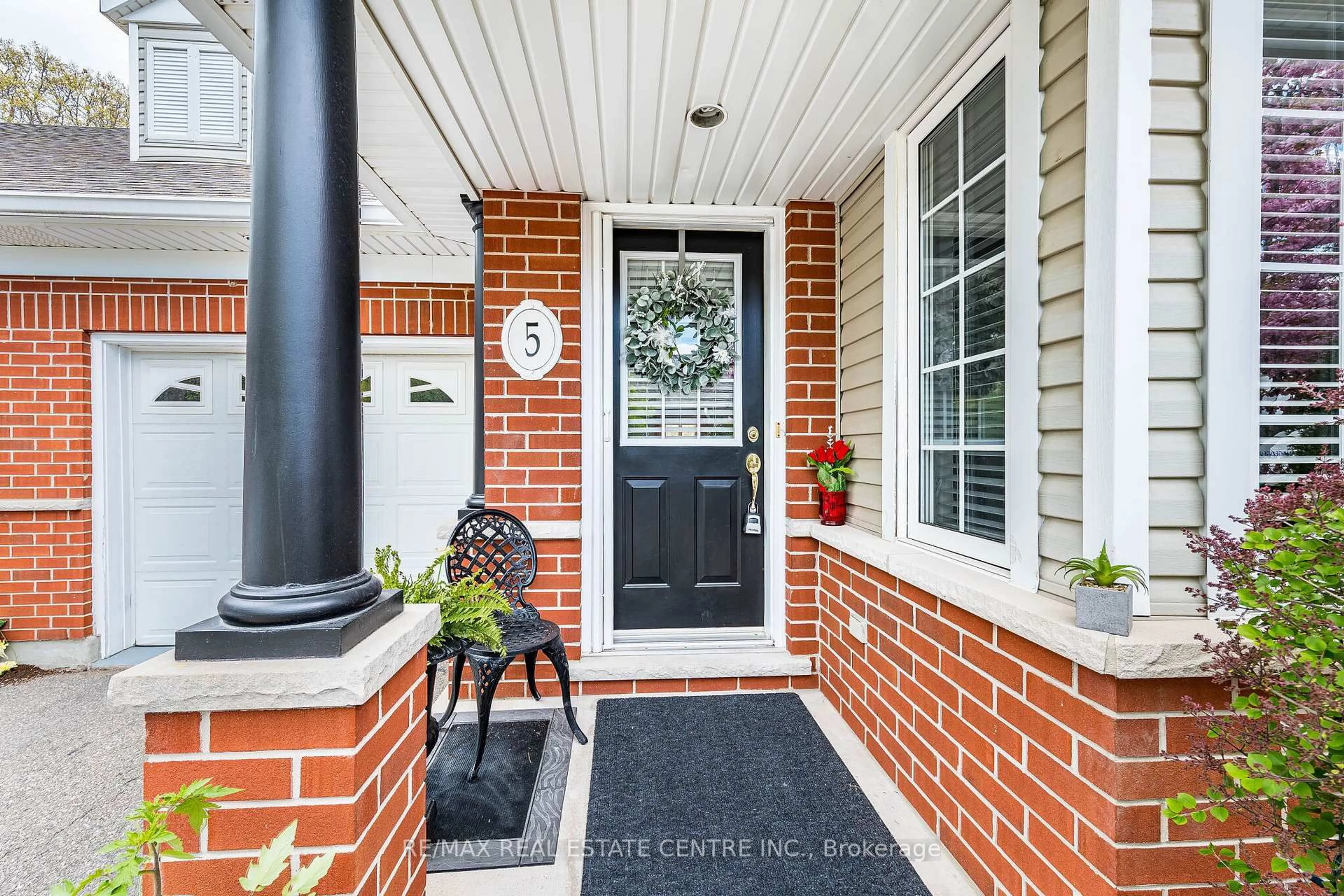 Home with brick exterior material, street for 1448 Niagara Stone Rd #5, Niagara-on-the-Lake Ontario L0S 1J0