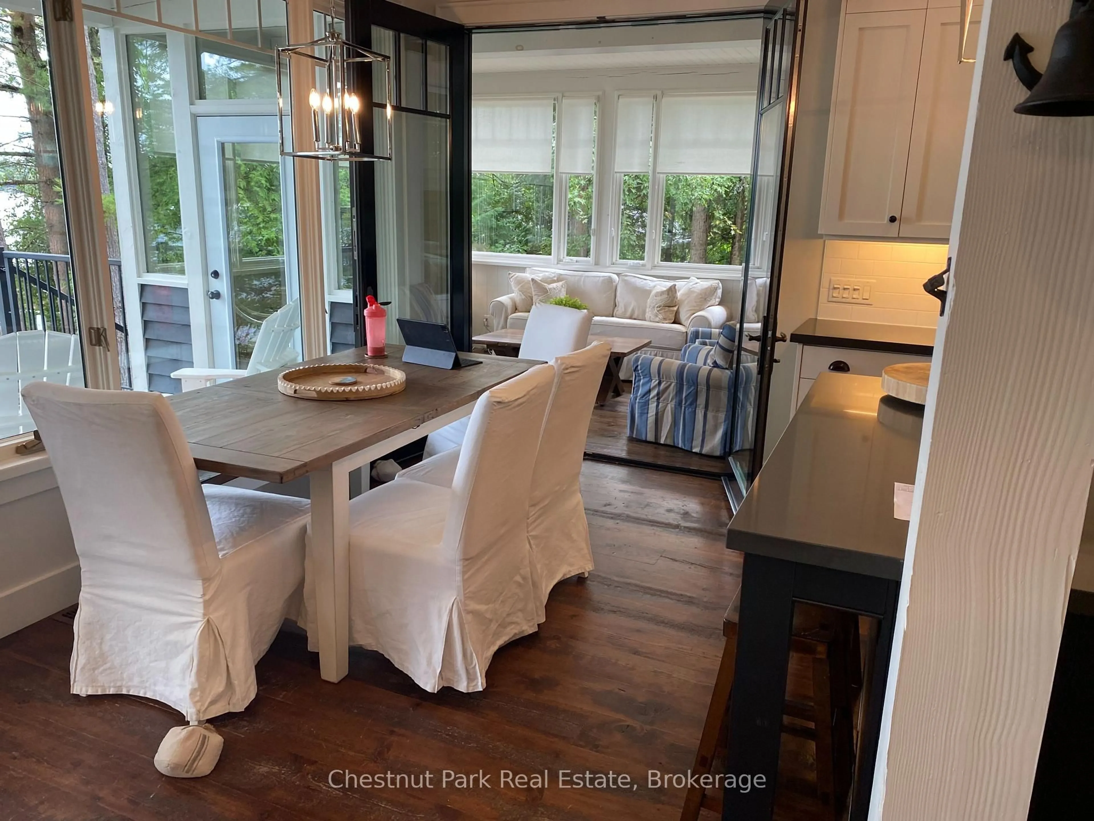 Open concept kitchen, unknown for 1019 Old Bala Rd, Muskoka Lakes Ontario P0C 1A0