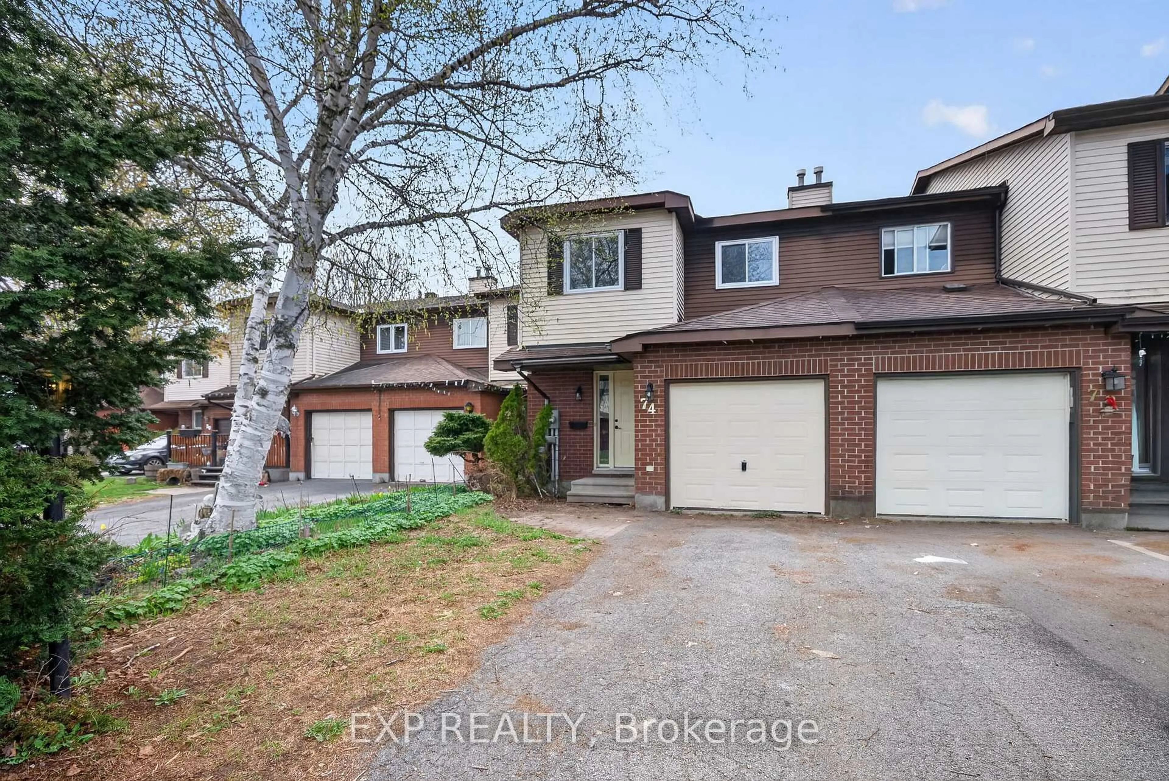 Unknown for 74 Shearer Cres, Kanata Ontario K2L 3N1