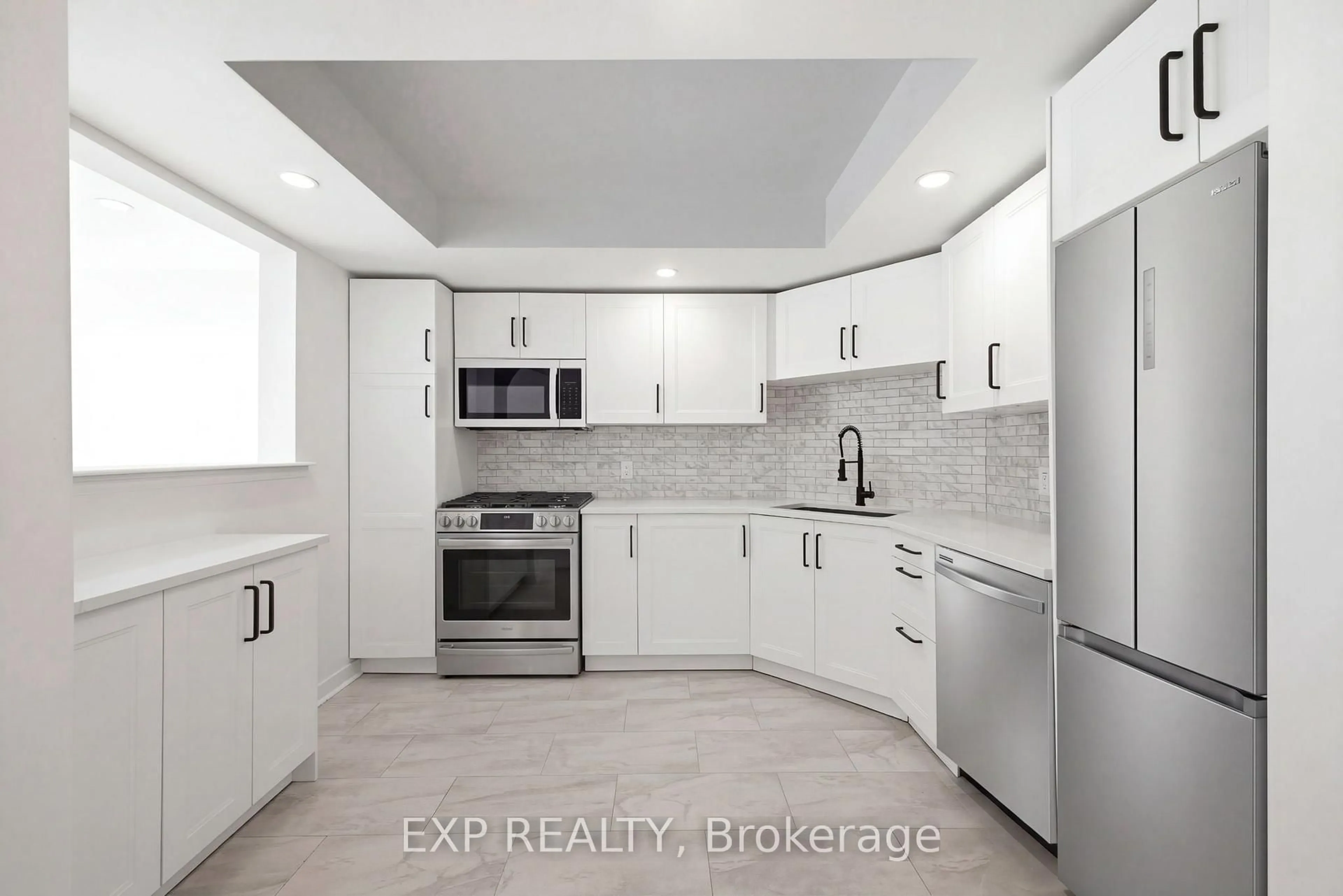 Standard kitchen, ceramic/tile floor for 74 Shearer Cres, Kanata Ontario K2L 3N1