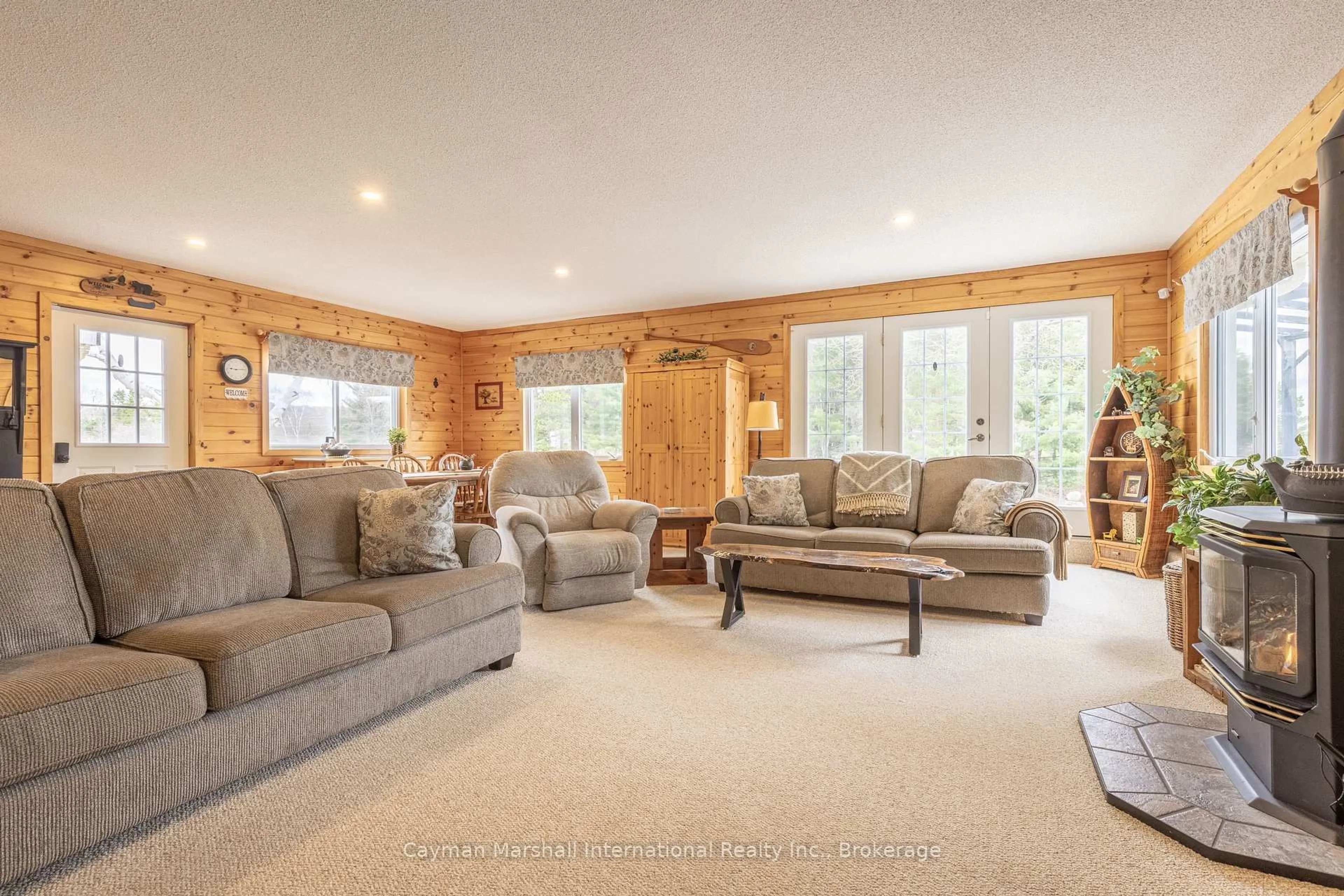 Living room with furniture, unknown for 143 South Dr, Huntsville Ontario P1H 2J2
