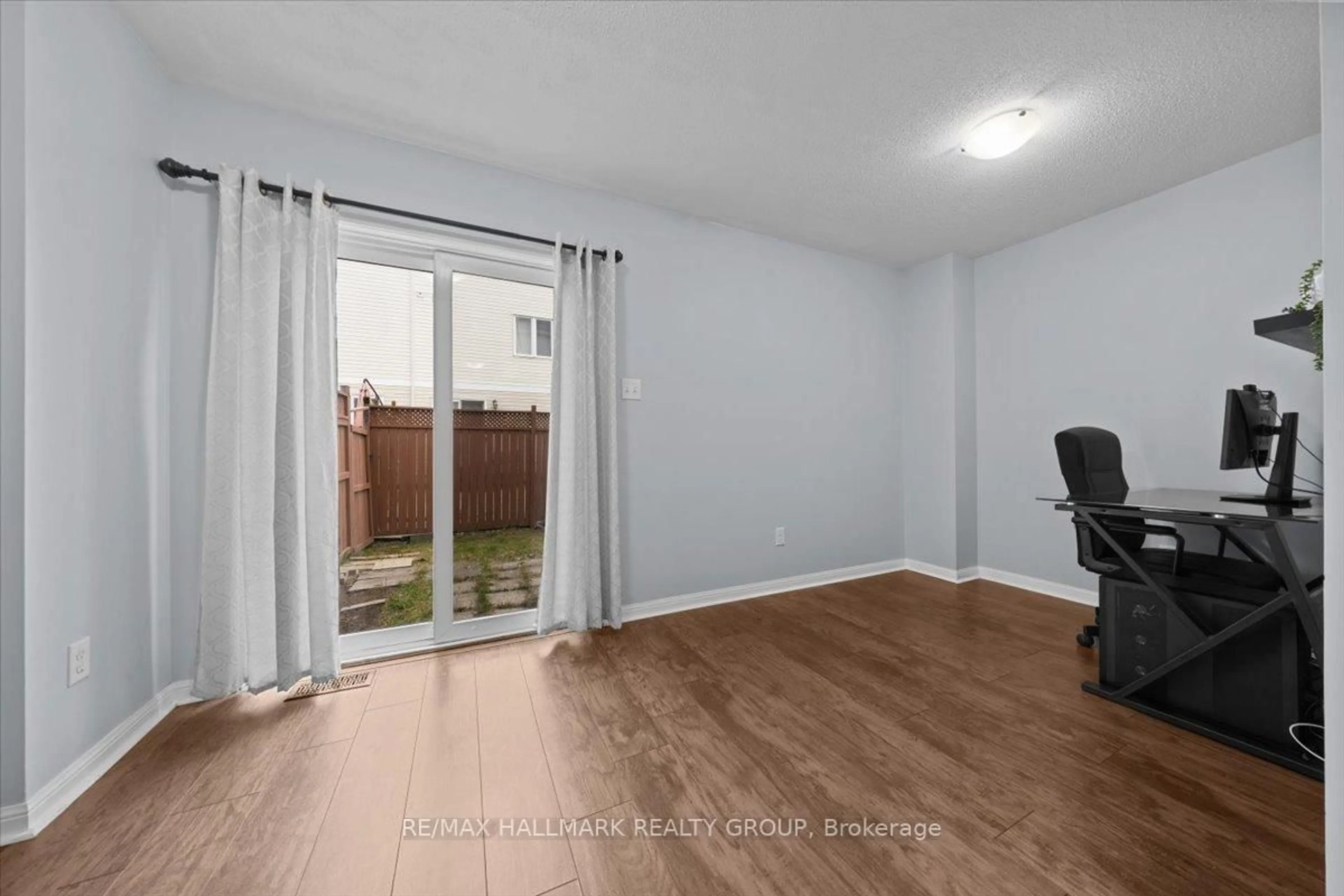 A pic of a room for 703 Sanibel Private, Ottawa Ontario K2H 0A8