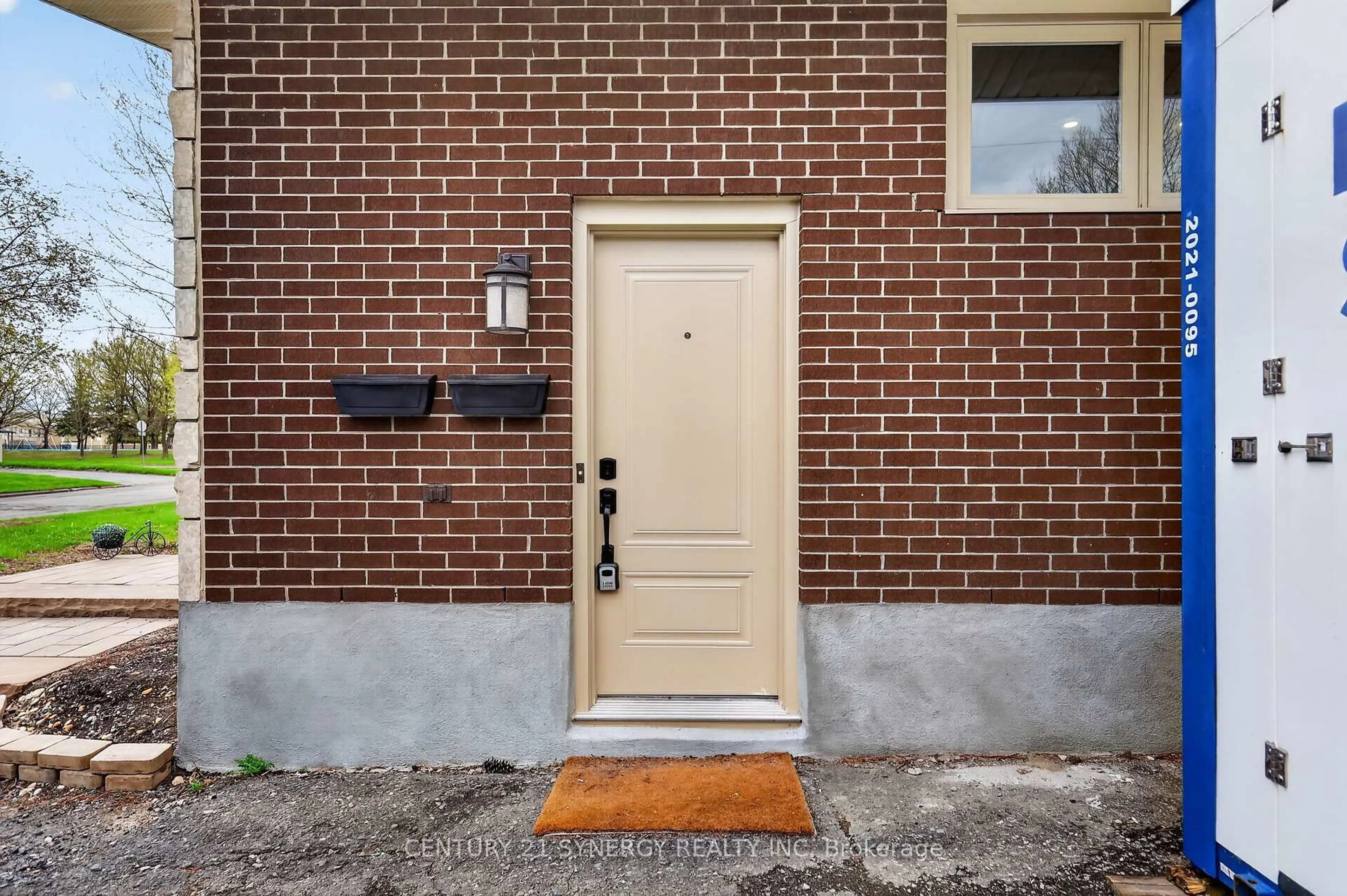 Home with brick exterior material, street for 2358 Joliffe St, Ottawa Ontario K1G 1H2