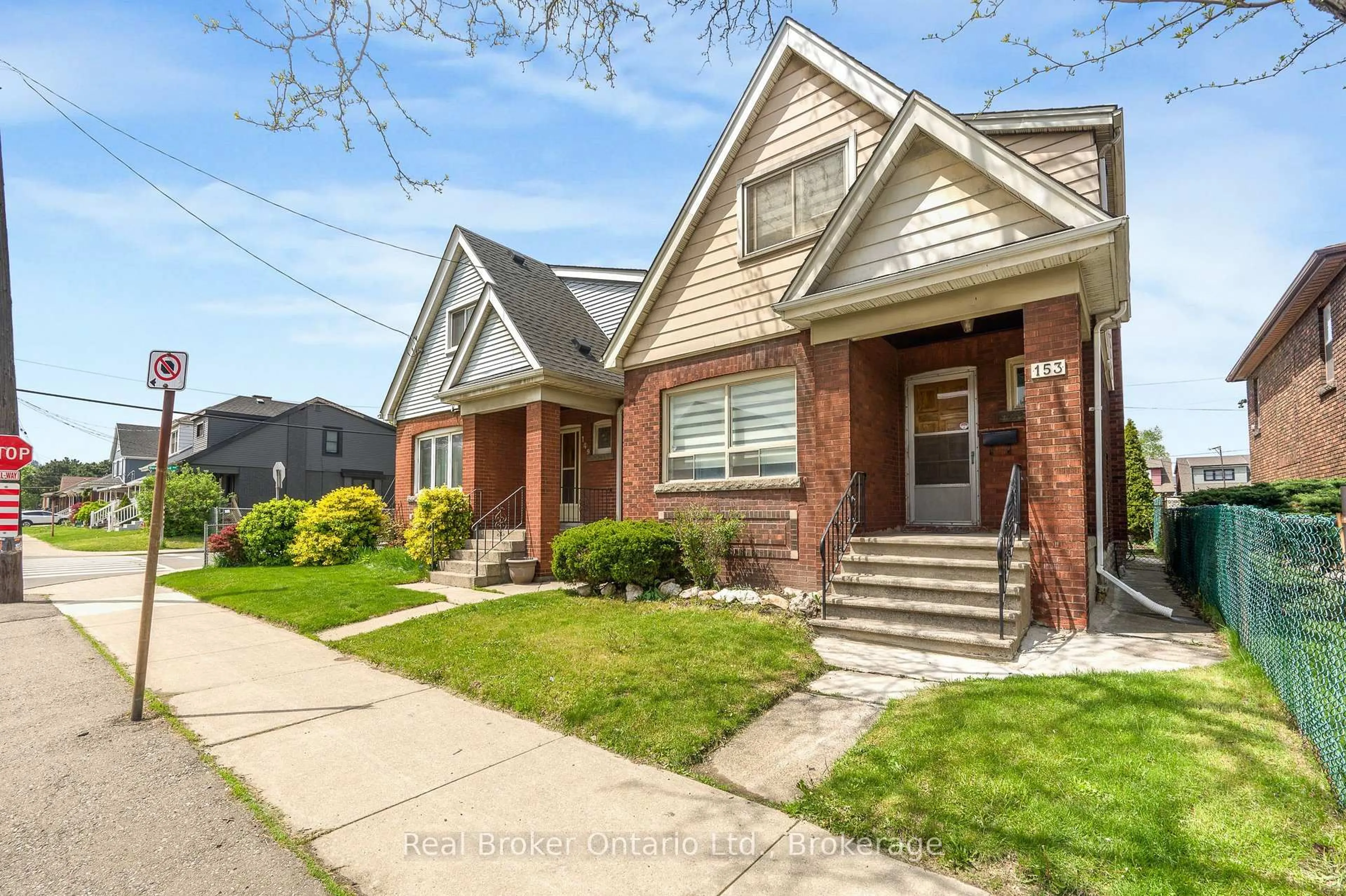 Home with brick exterior material, street for 153 Gage Ave, Hamilton Ontario L8L 7A3