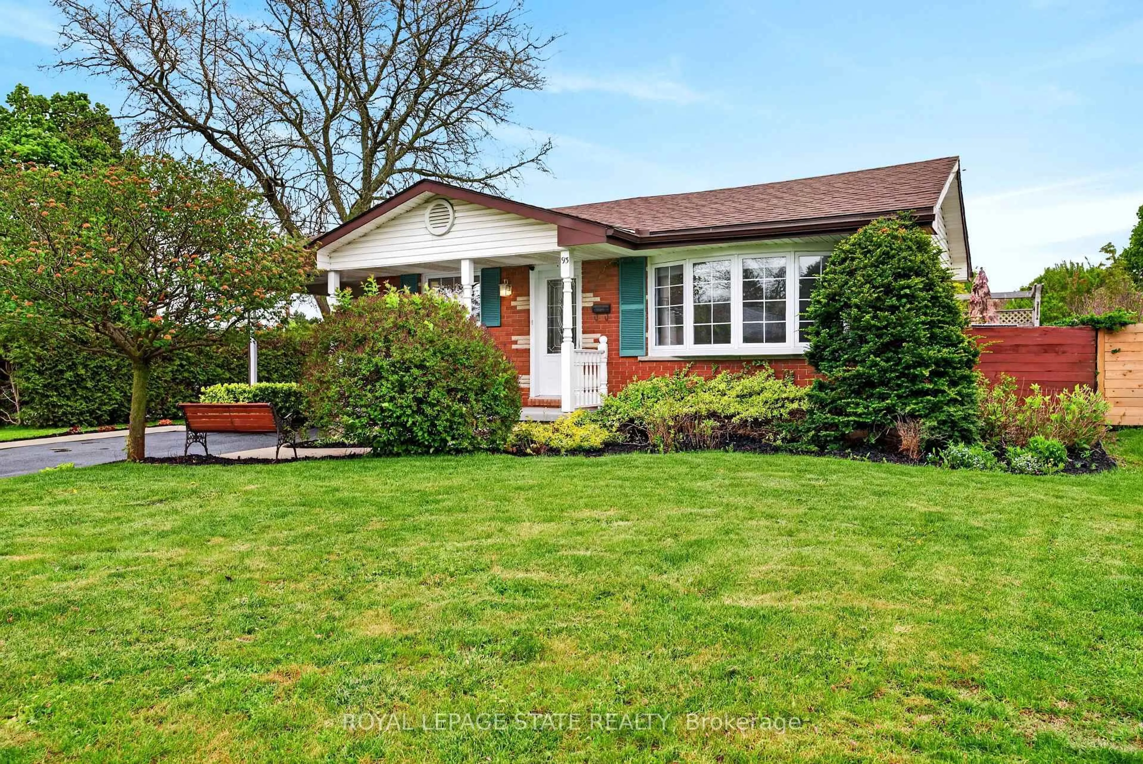 Home with vinyl exterior material, street for 93 Varadi Ave, Brantford Ontario N3R 3N4